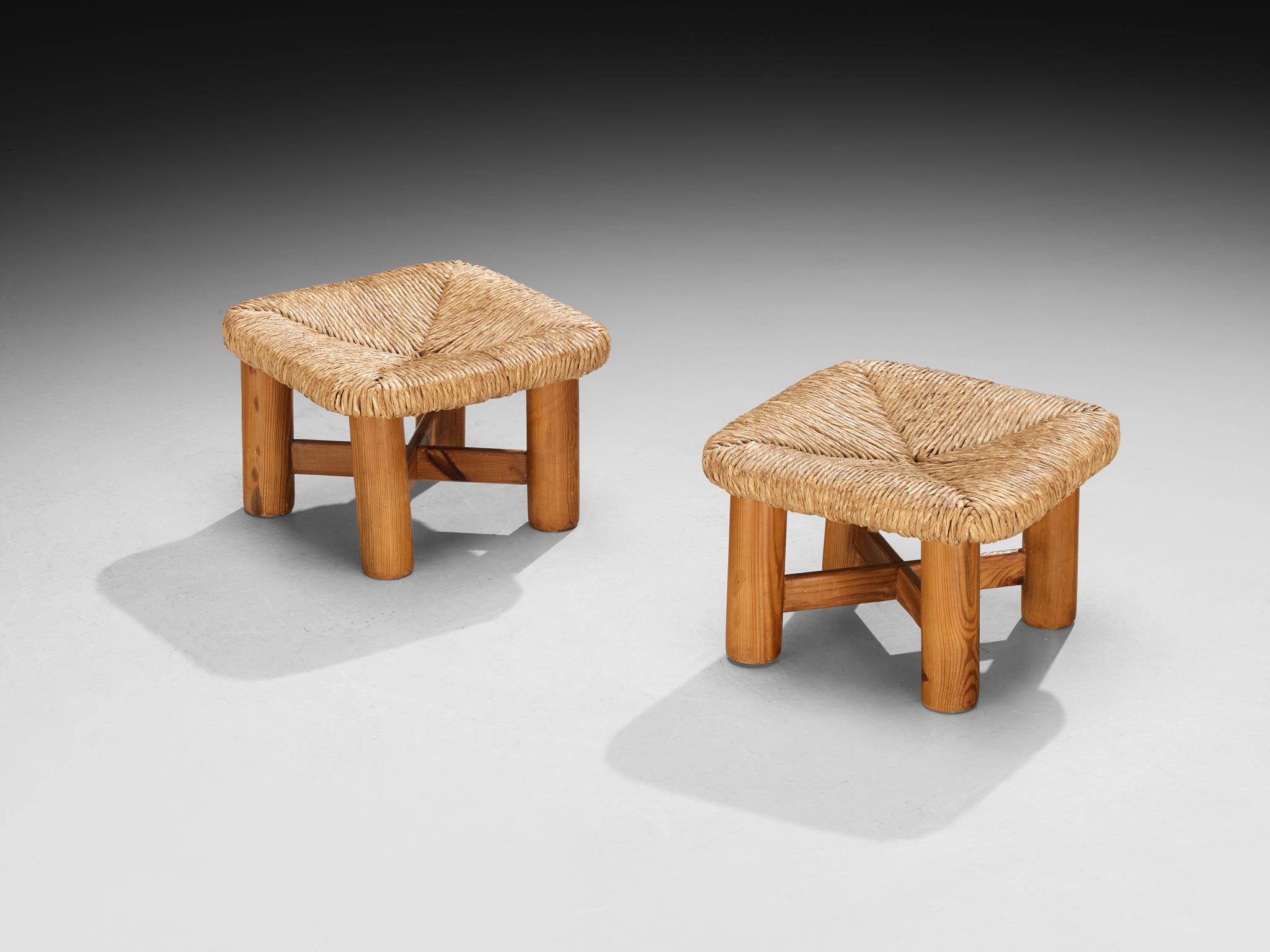 Pair of ottomans / stools / tabourets / footstools, rush, pine, Europe, 1950s

A versatile design convinced through its rustic simplicity and organic geometry. Marked by its squat, low profile, the seat’s woven rush is tensioned into a gently