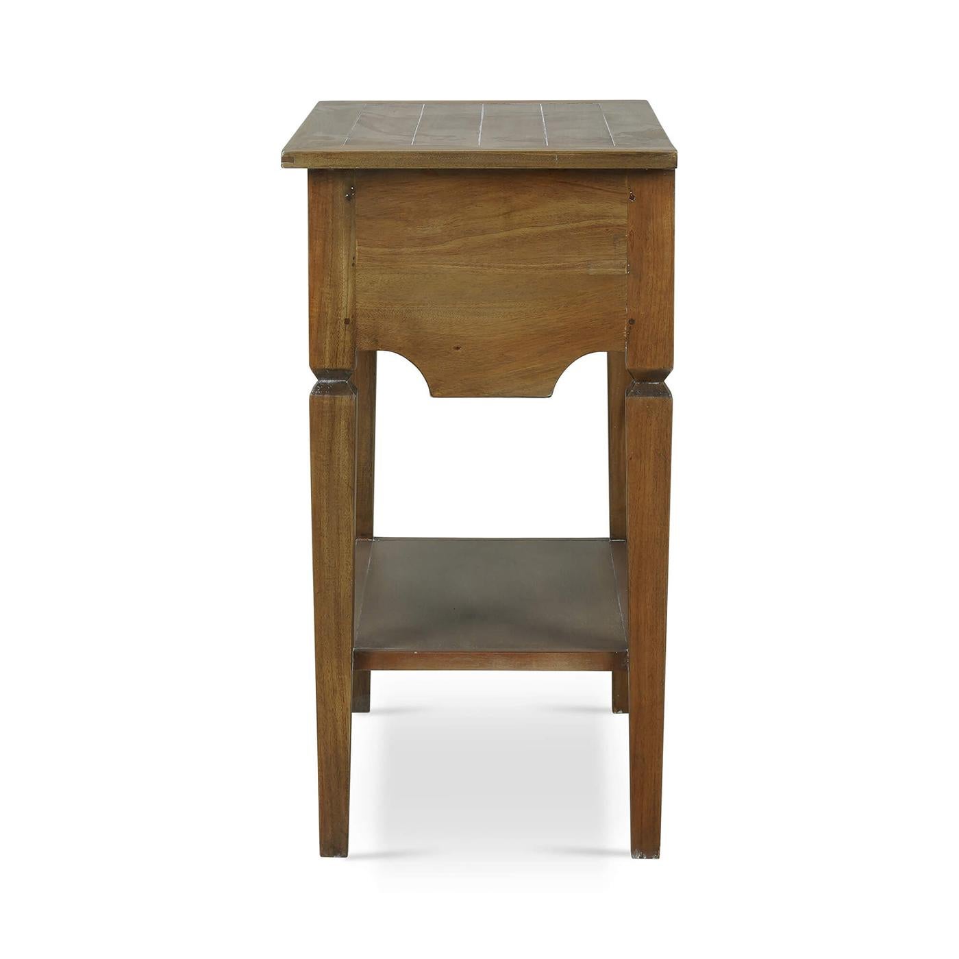 Indonésien Paire de tables d'appoint rectangulaires rustiques en vente
