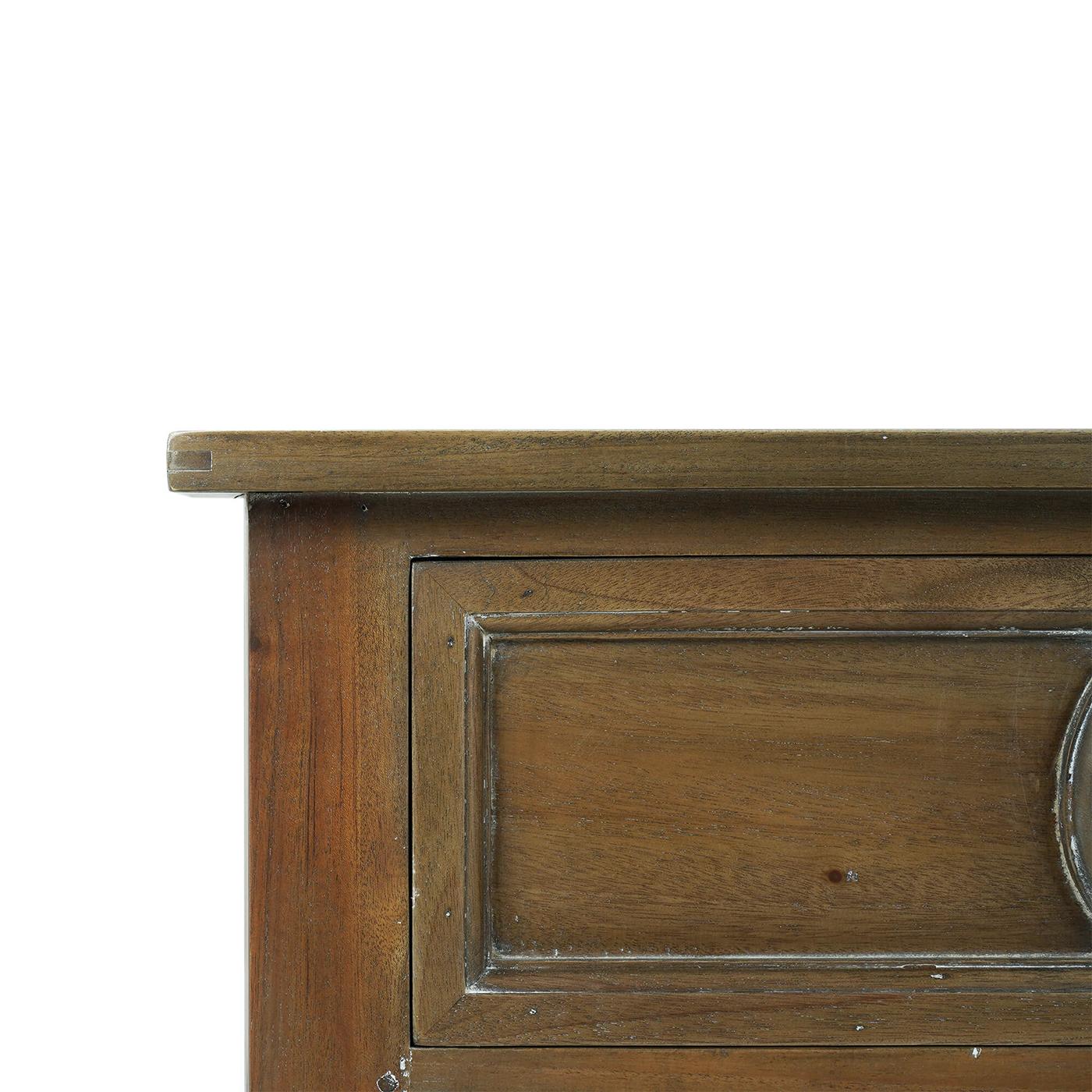 Bois Paire de tables d'appoint rectangulaires rustiques en vente
