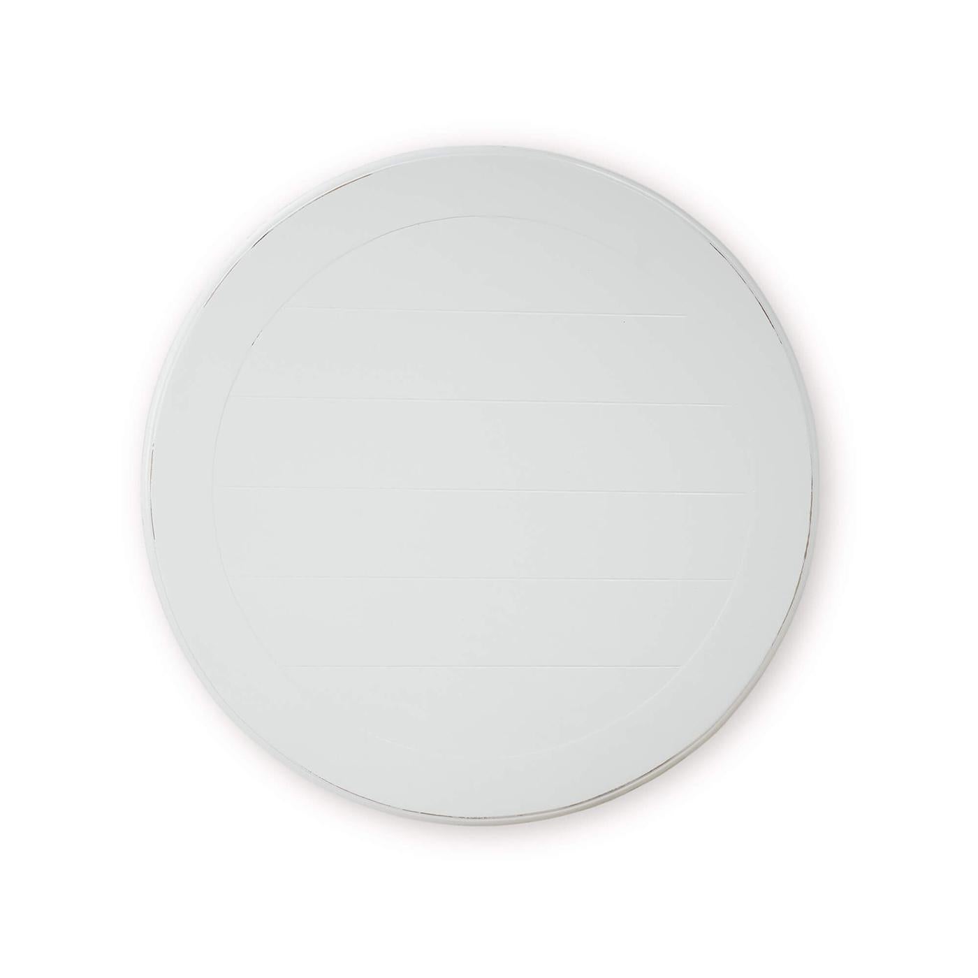 Paire de tables d'appoint rondes rustiques peintes en blanc Neuf - En vente à Westwood, NJ
