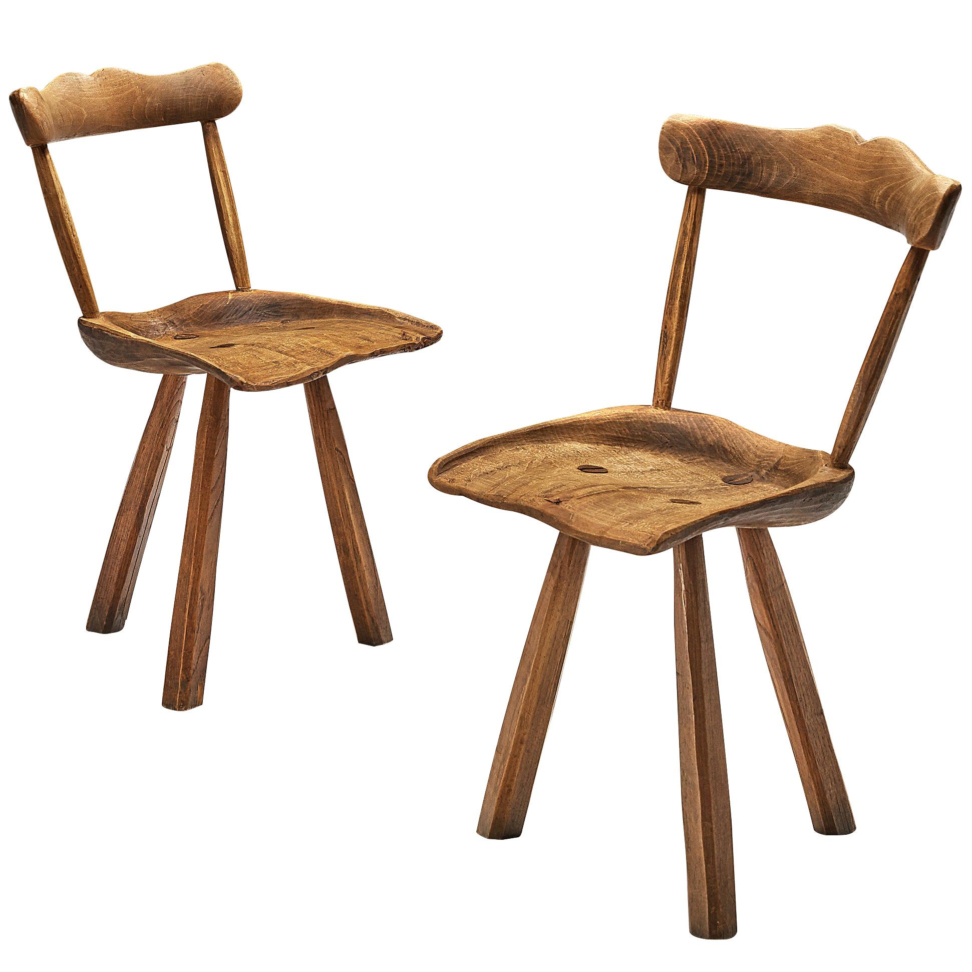 Pair of Rustic Tripod Dining Chairs in Beech and Chestnut For Sale at