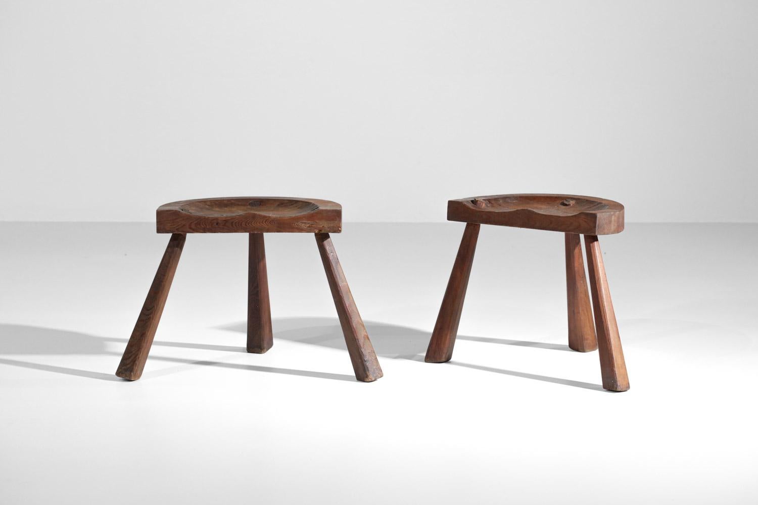 French Pair of rustic tripod stools brutalist style Jean Touret artisan of Marolles  For Sale