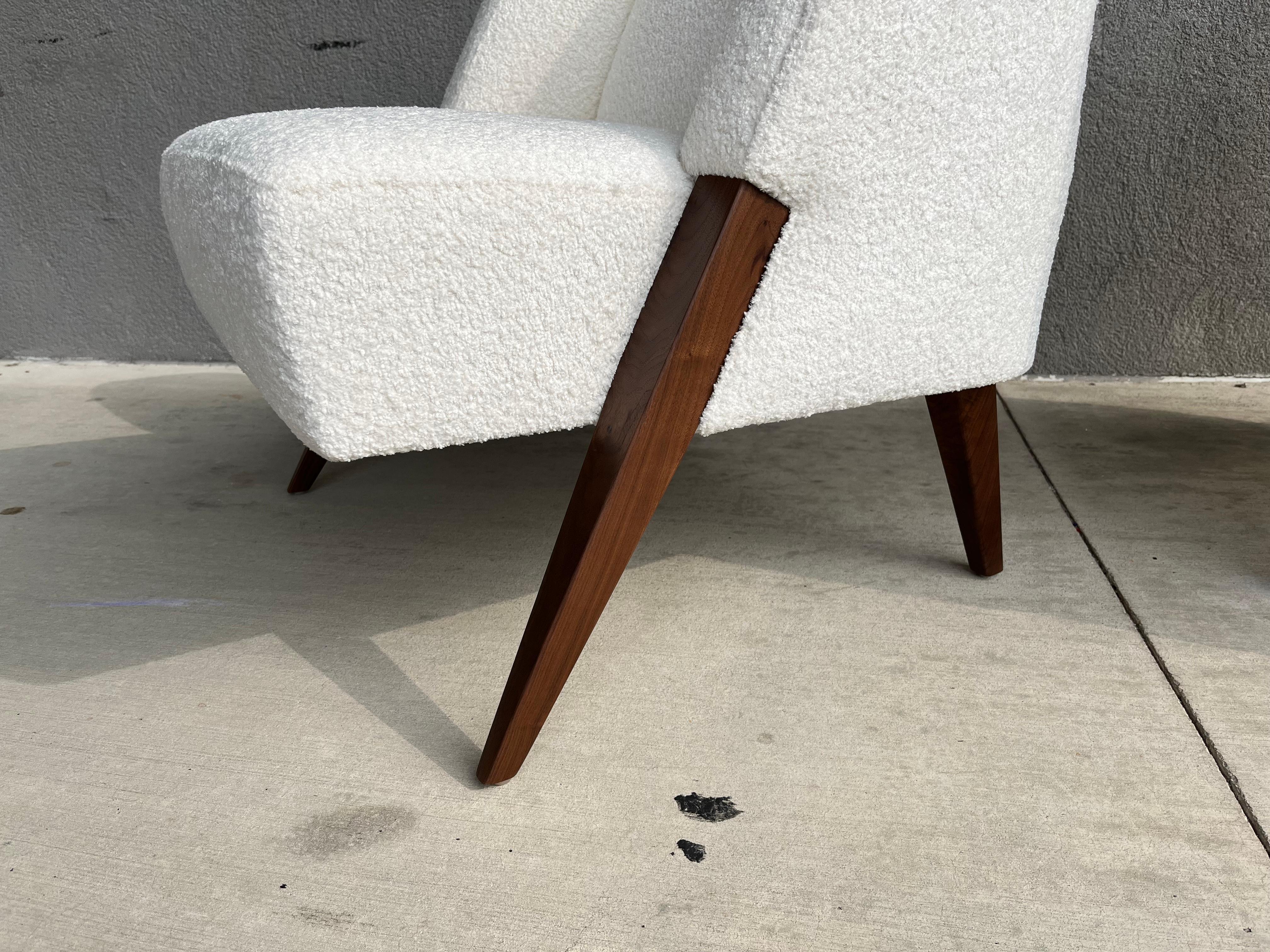 Pair of RUTH Lounge Chairs in the style of Gio Ponti Walnut, Ivory Bouclé Fabric For Sale 4