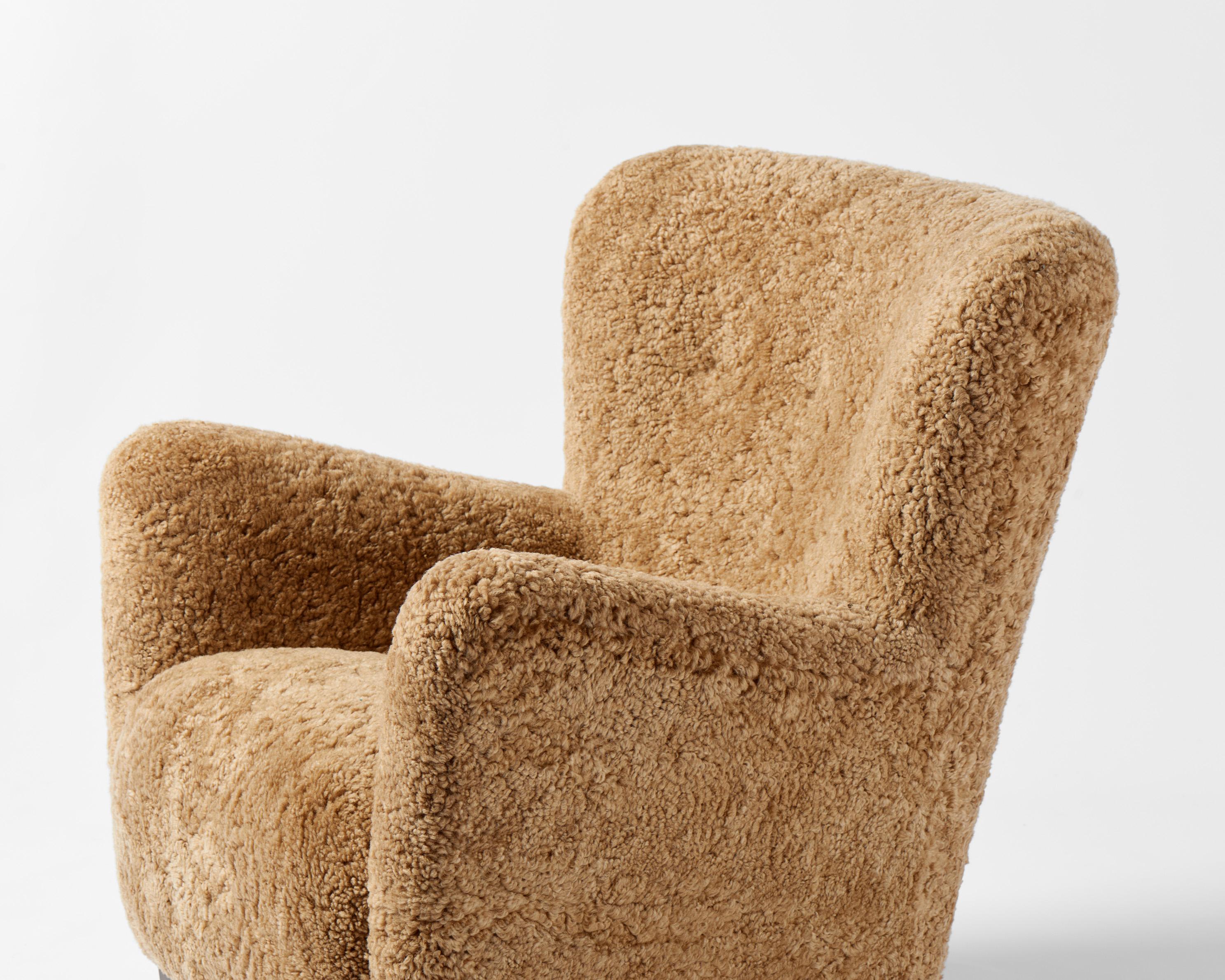Paar Ryo-Loungesessel aus Schafsleder von Dagmar im Angebot 2