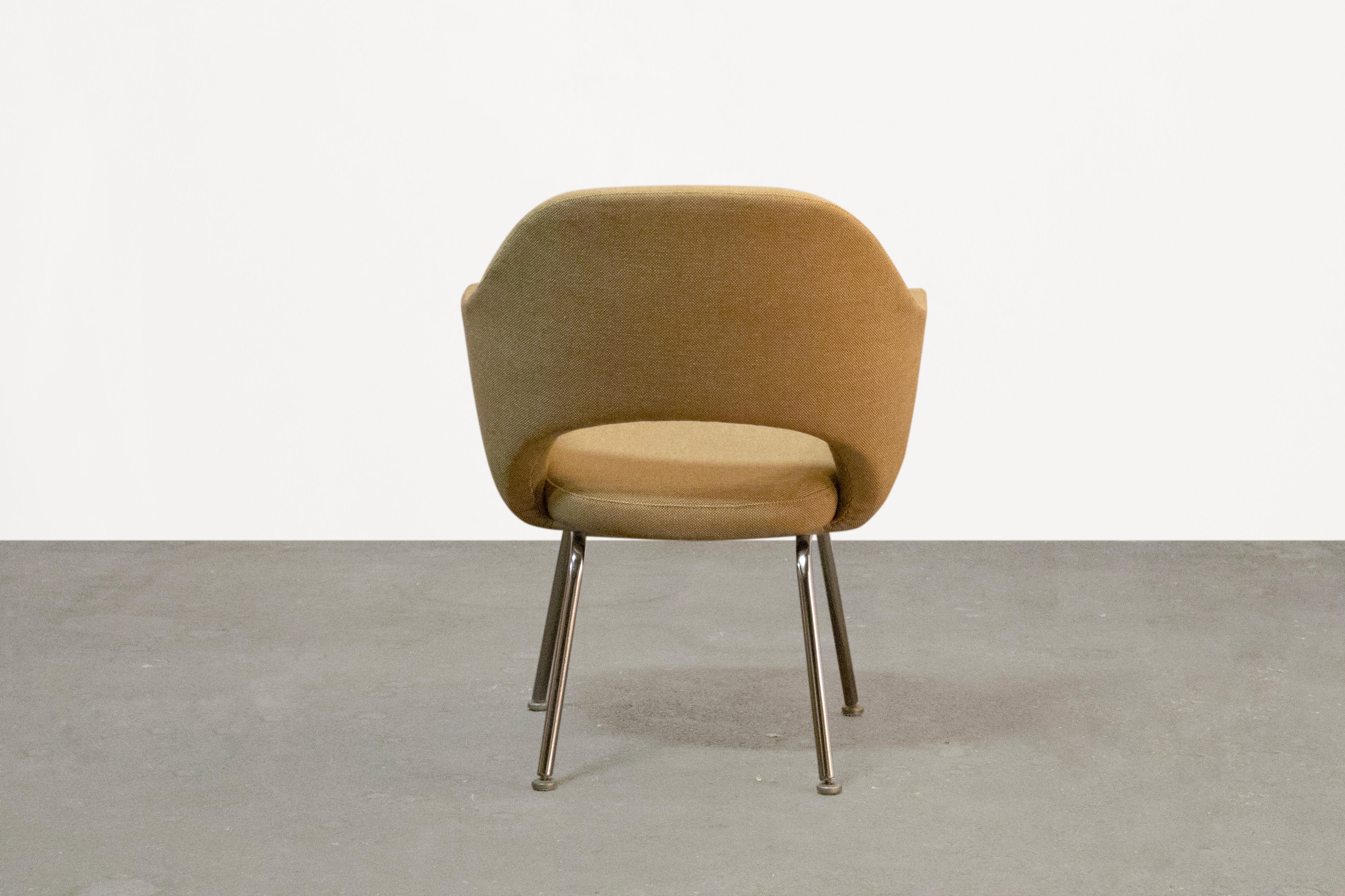 Paire de fauteuils de direction Saarinen  Knoll  Modernes du milieu du siècle en vente 2