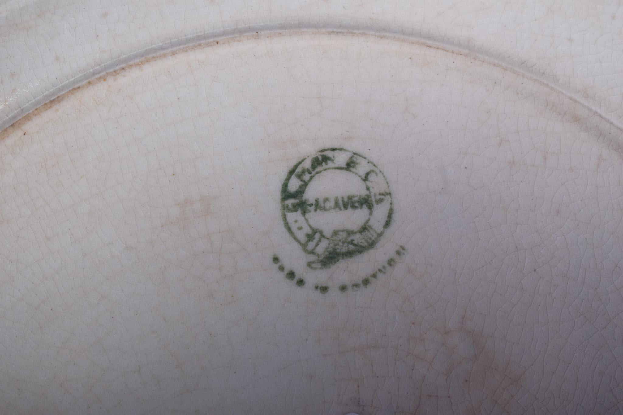 Poterie Paire d'assiettes en faïence Sacavém, Portugal en vente