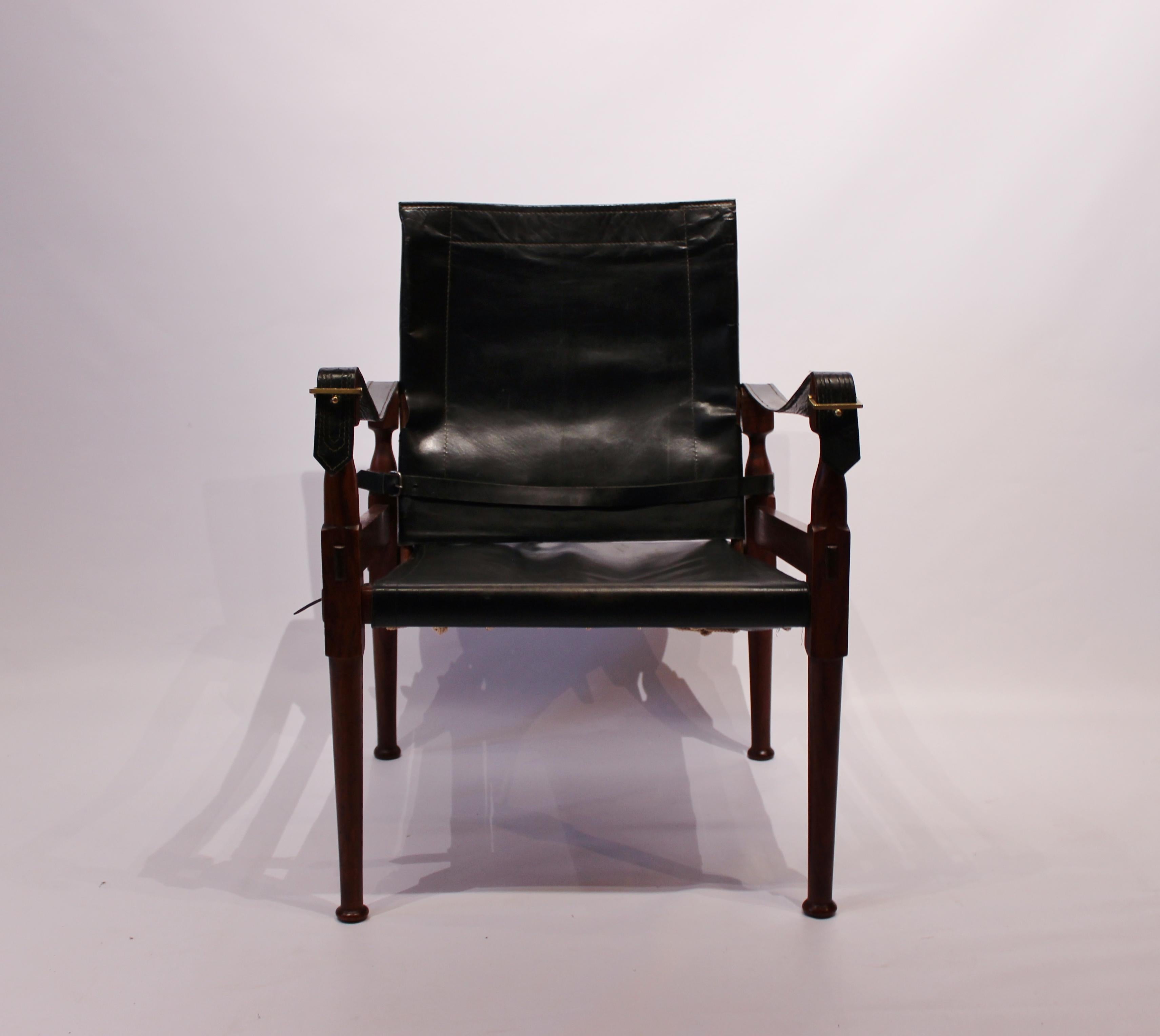 Other Pair of Safari Chairs in Walnut and Black Patineret Leather, 1960s