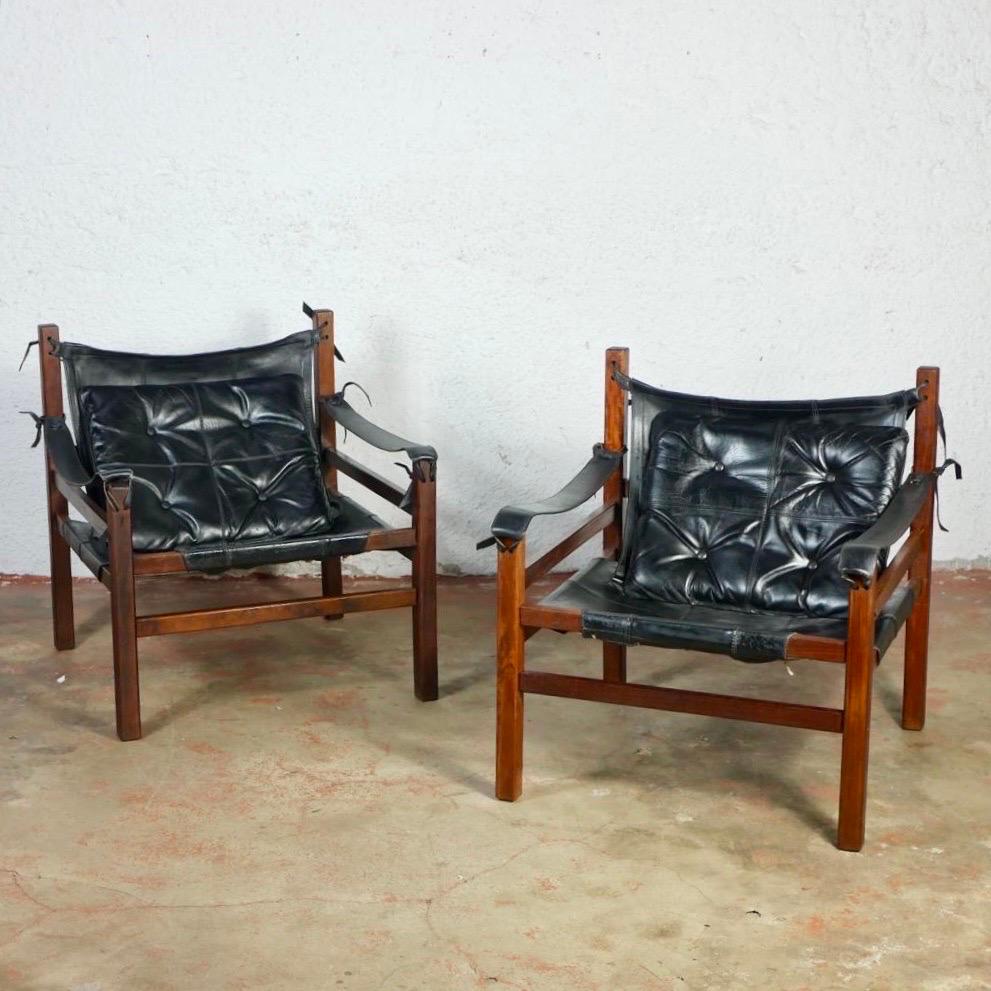 Pair of Safari leather armchairs in the style of Arne Norell, 1960s In Good Condition In Lyon, FR