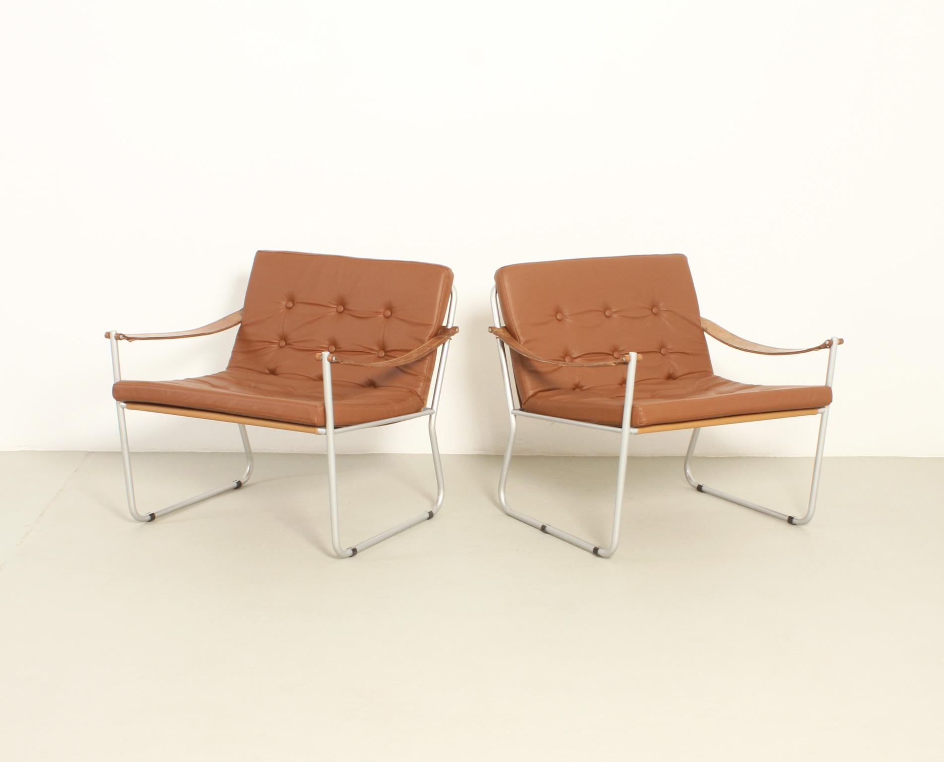 Pair of Safari Style Armchairs with Leather Straps Arm Rests, 1960's For Sale 2