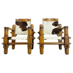 Pareja de sillas estilo safari con tapicería de cuero de vaca, Brasil Años 60