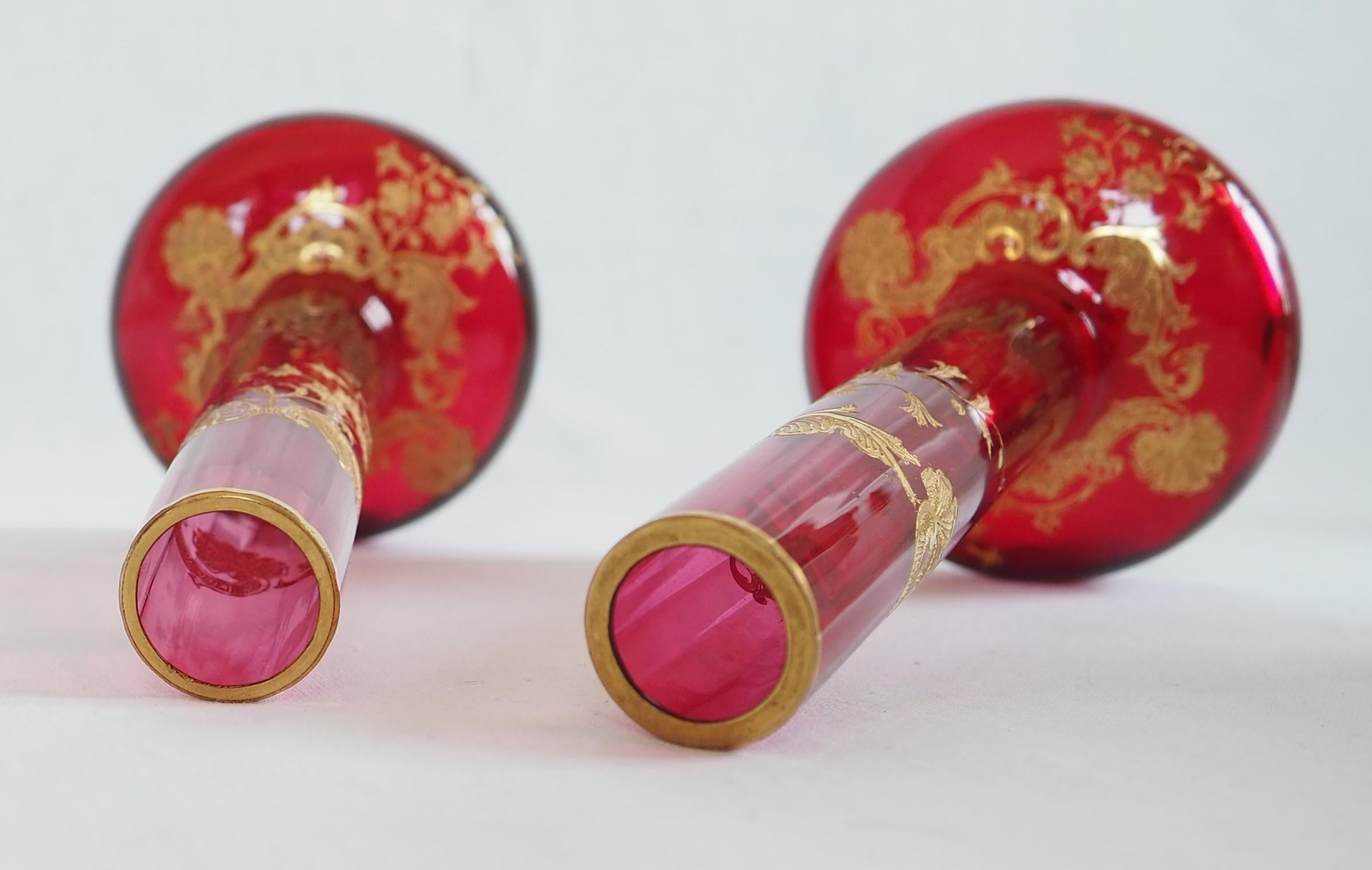 Pair of Saint Louis crystal vases, Massenet gold model For Sale 5