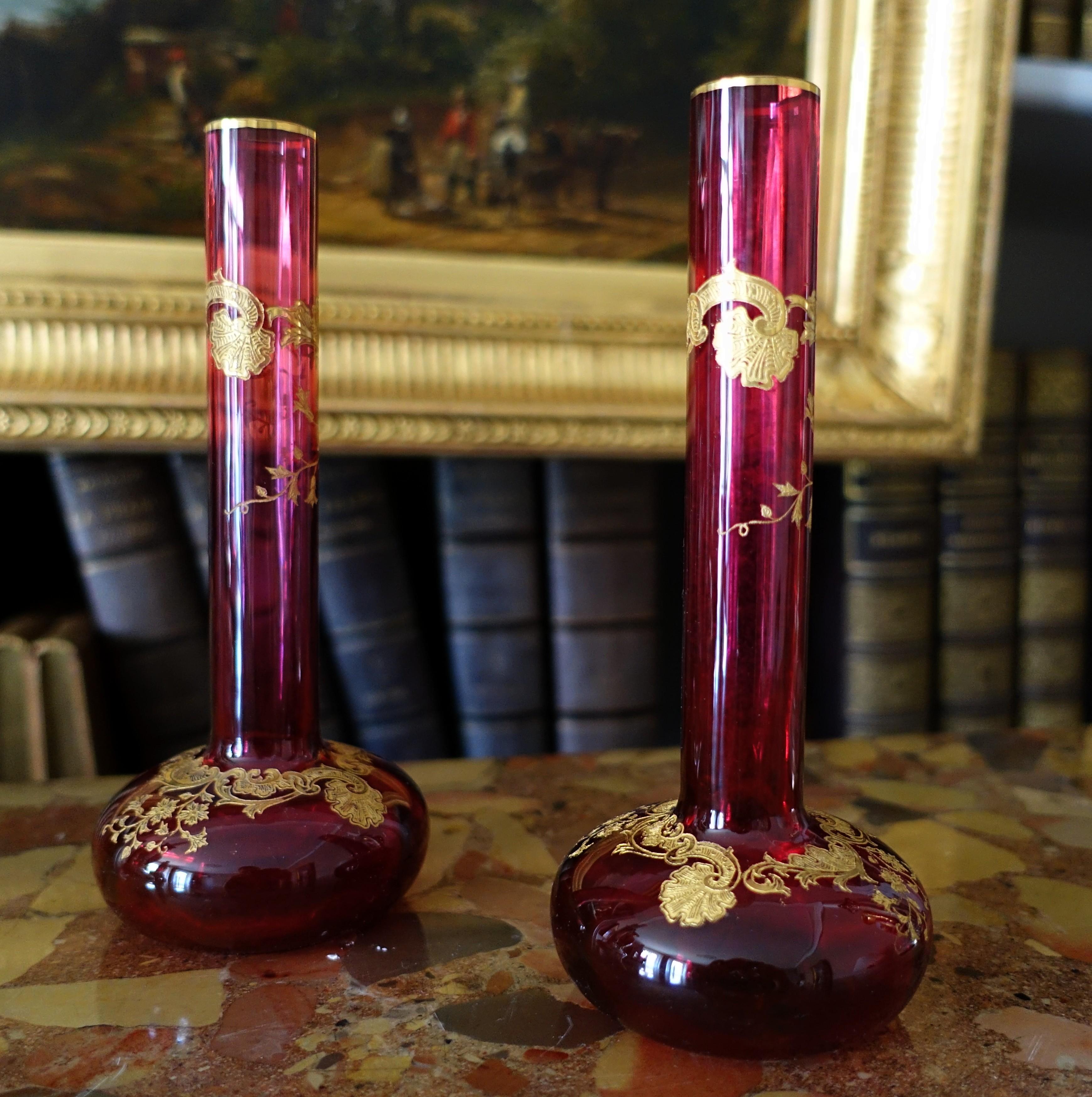 Pair of Saint Louis crystal vases, Massenet gold model For Sale 9