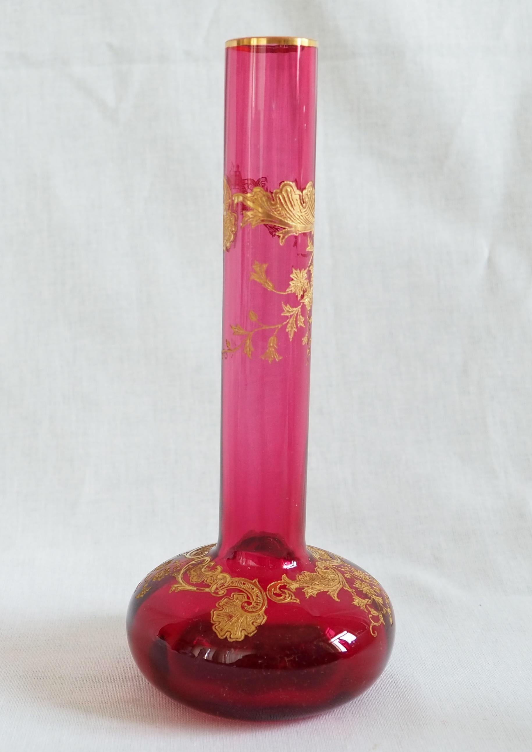 French Pair of Saint Louis crystal vases, Massenet gold model For Sale