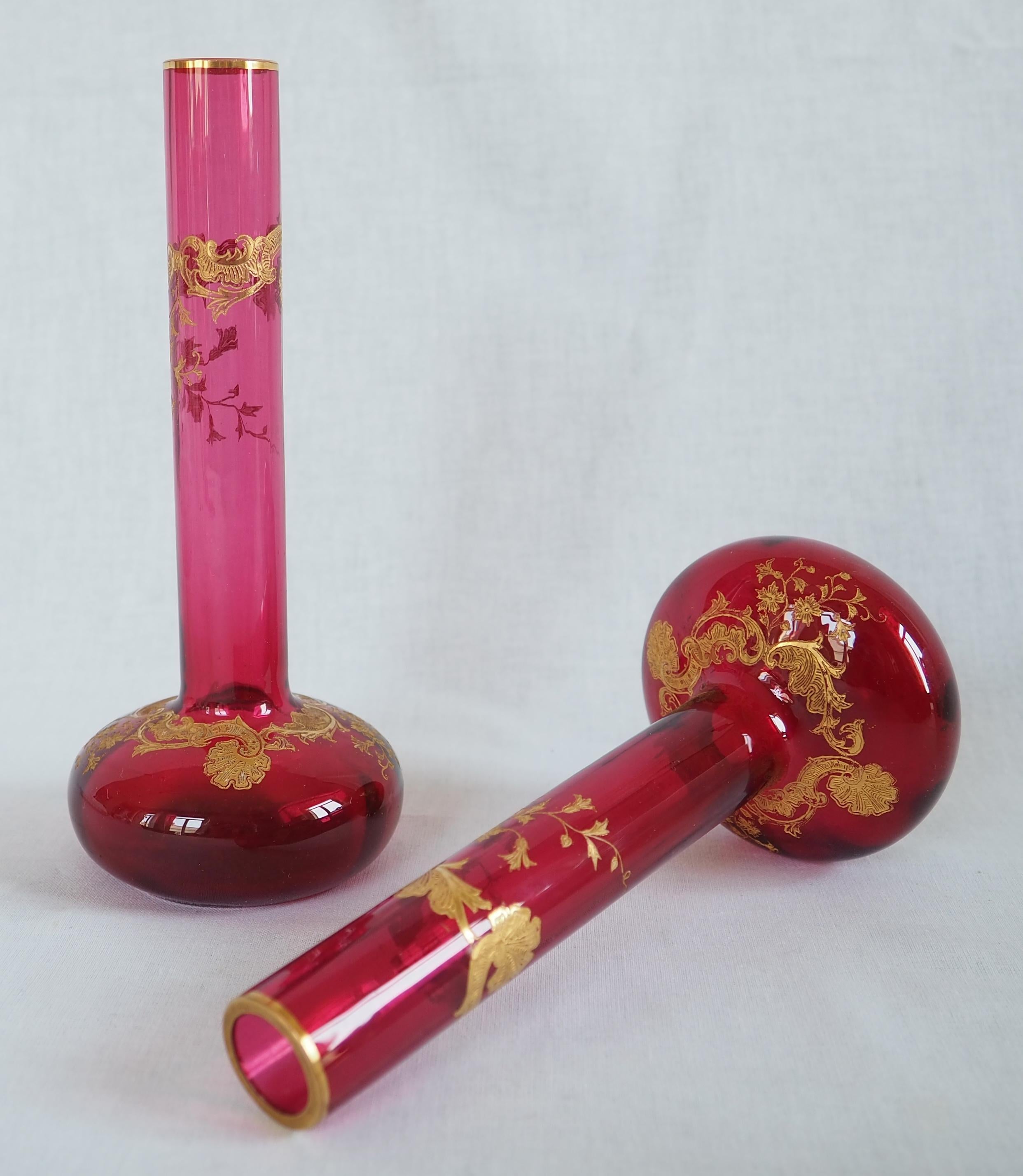 20th Century Pair of Saint Louis crystal vases, Massenet gold model For Sale