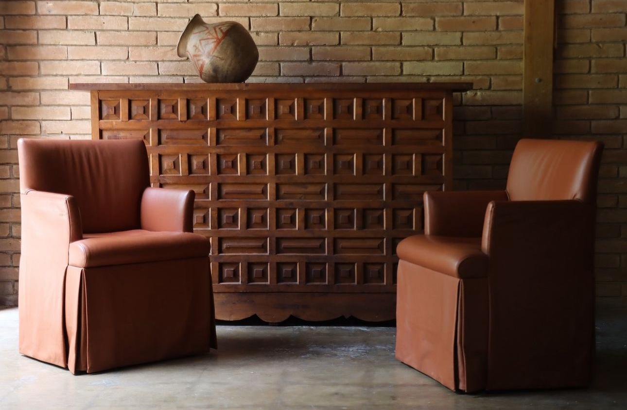 Pair of Saladino-style Leather Arm Chairs For Sale at 1stDibs