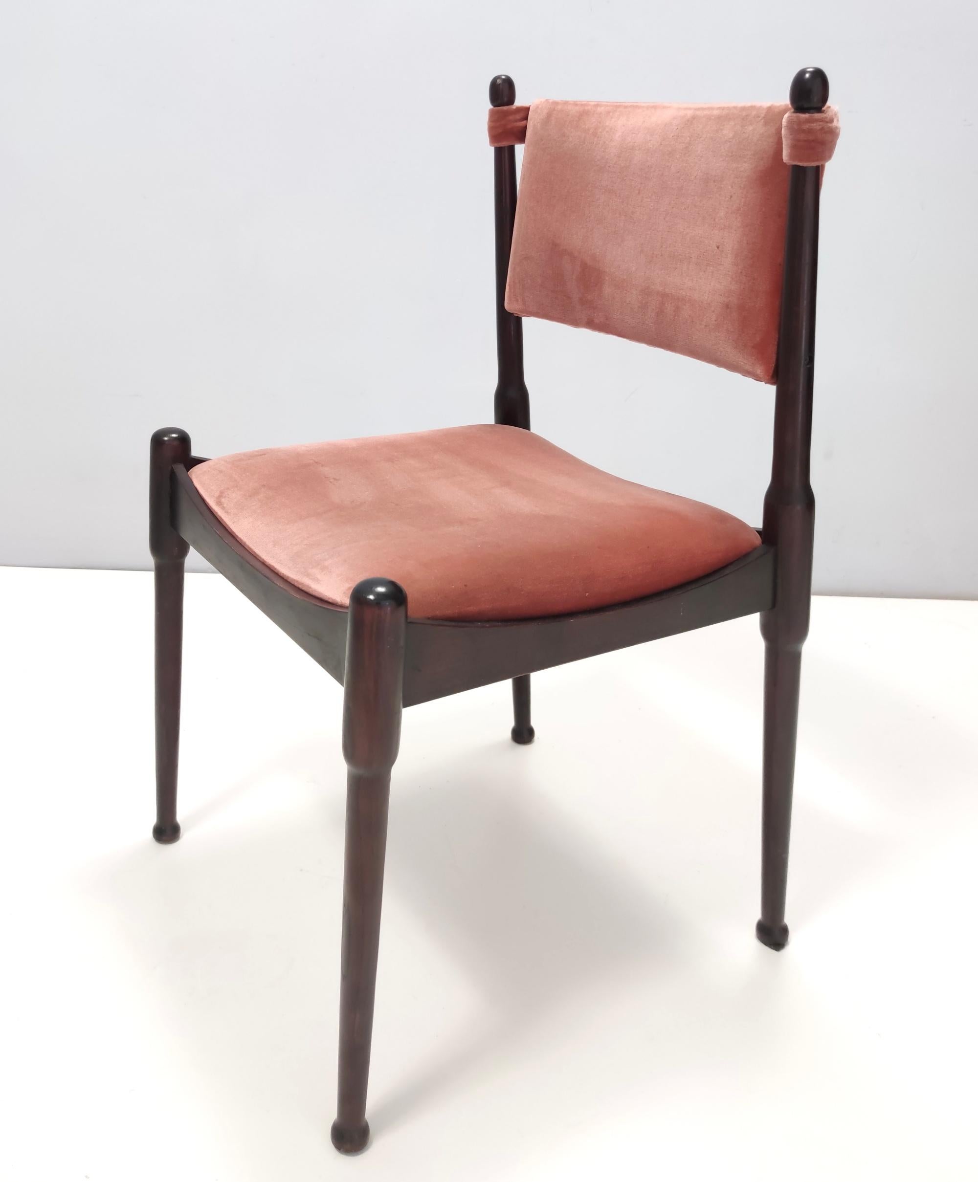 Pair of Salmon Pink Velvet Side Chairs Ascribable to Silvio Coppola, Italy 4