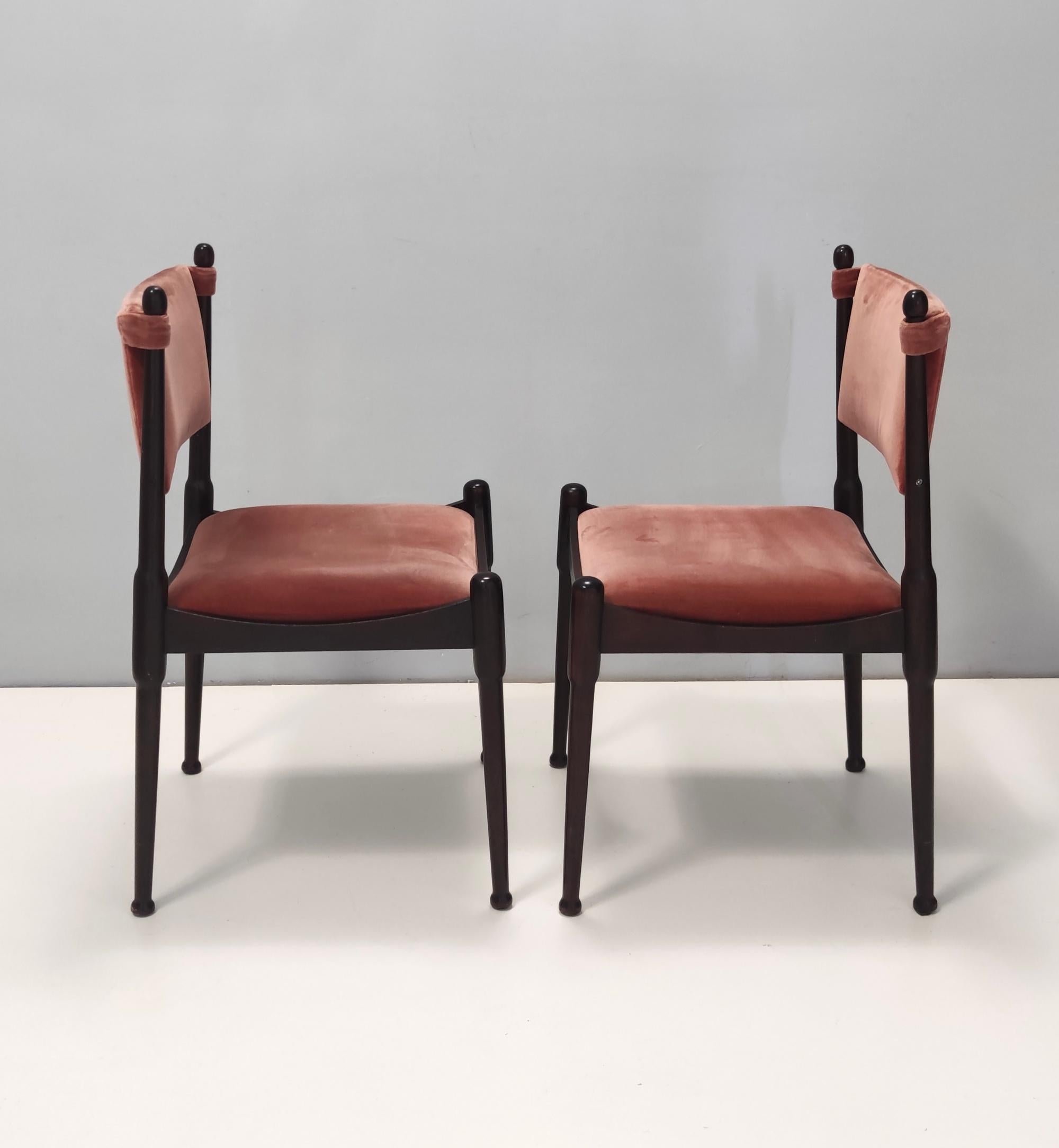Pair of Salmon Pink Velvet Side Chairs Ascribable to Silvio Coppola, Italy 1