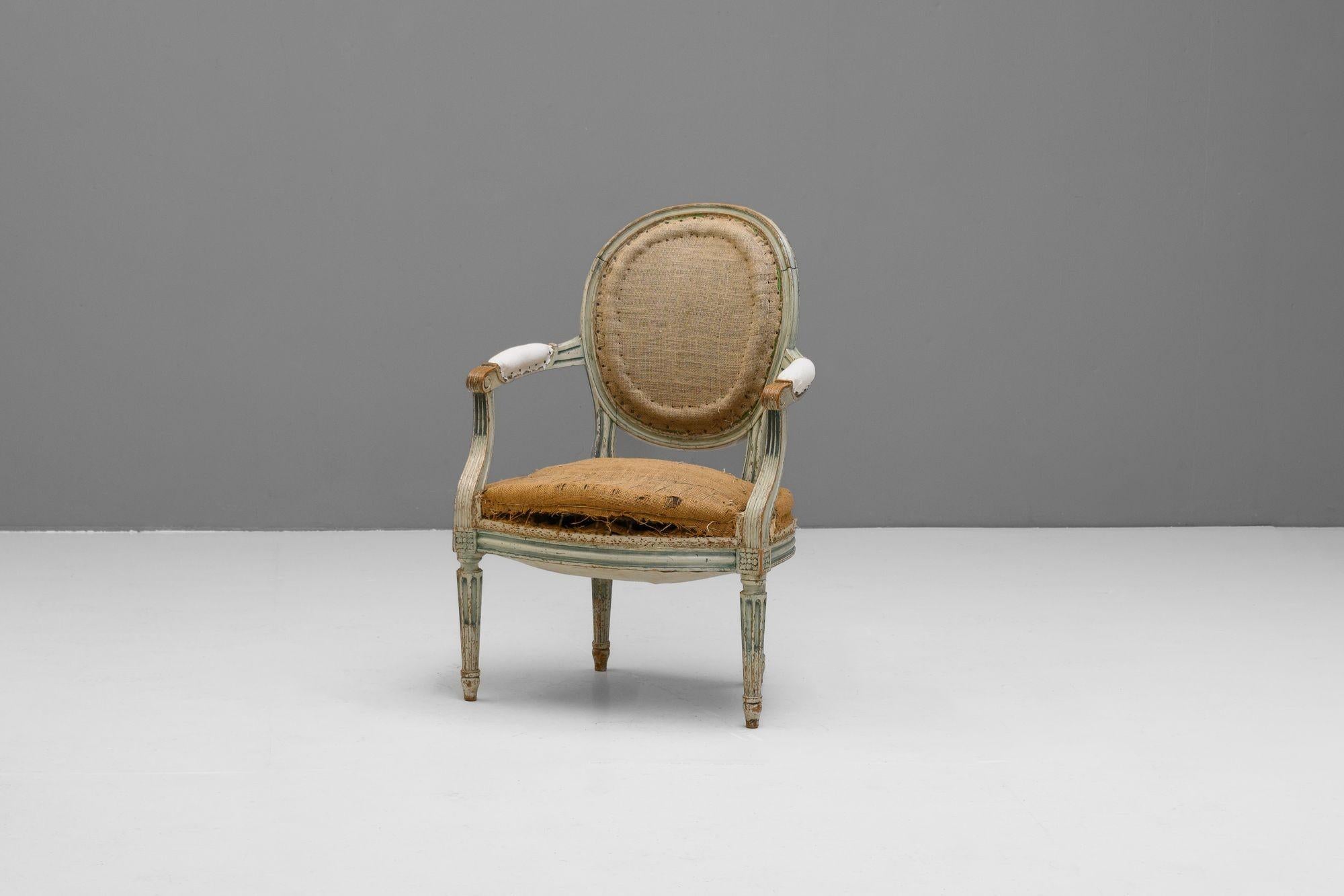 Français Paire de fauteuils de salon en vente