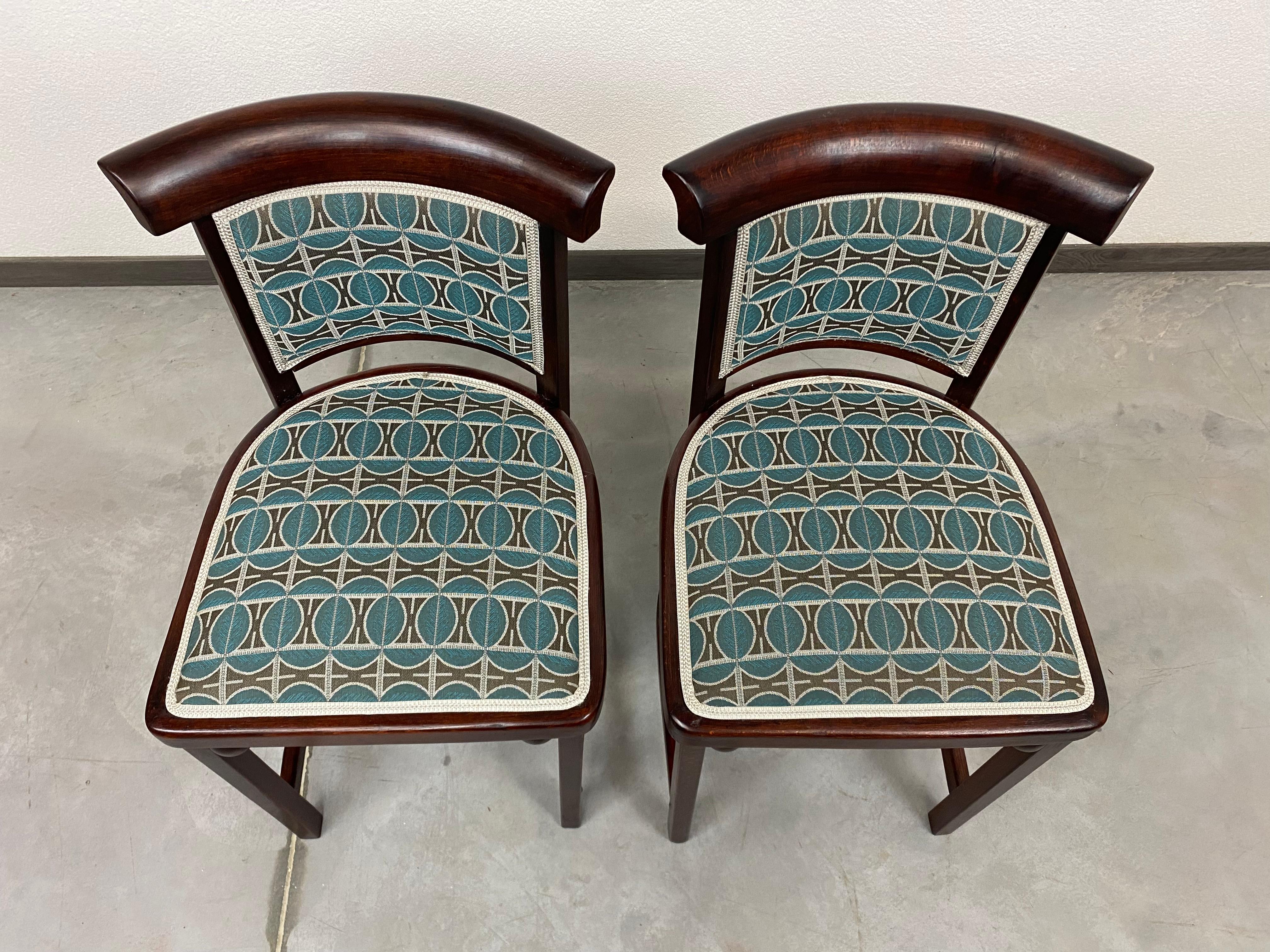 Sécession viennoise Paire de chaises de salon n° 423 de Josef Hoffmann pour J&J Kohn en vente