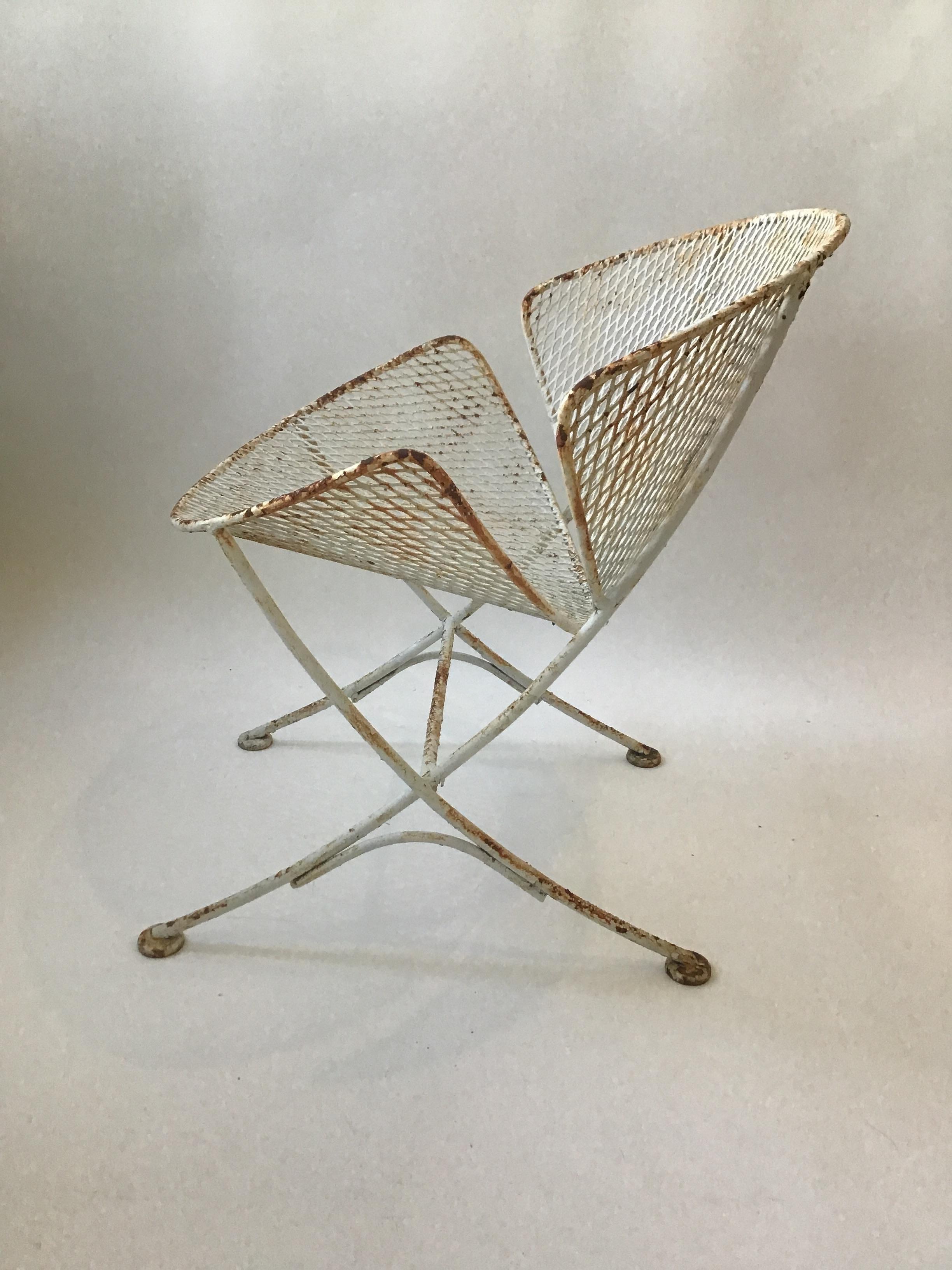 Pair Clam Shell Chairs By Tempestini For Salterini In Good Condition For Sale In Tarrytown, NY