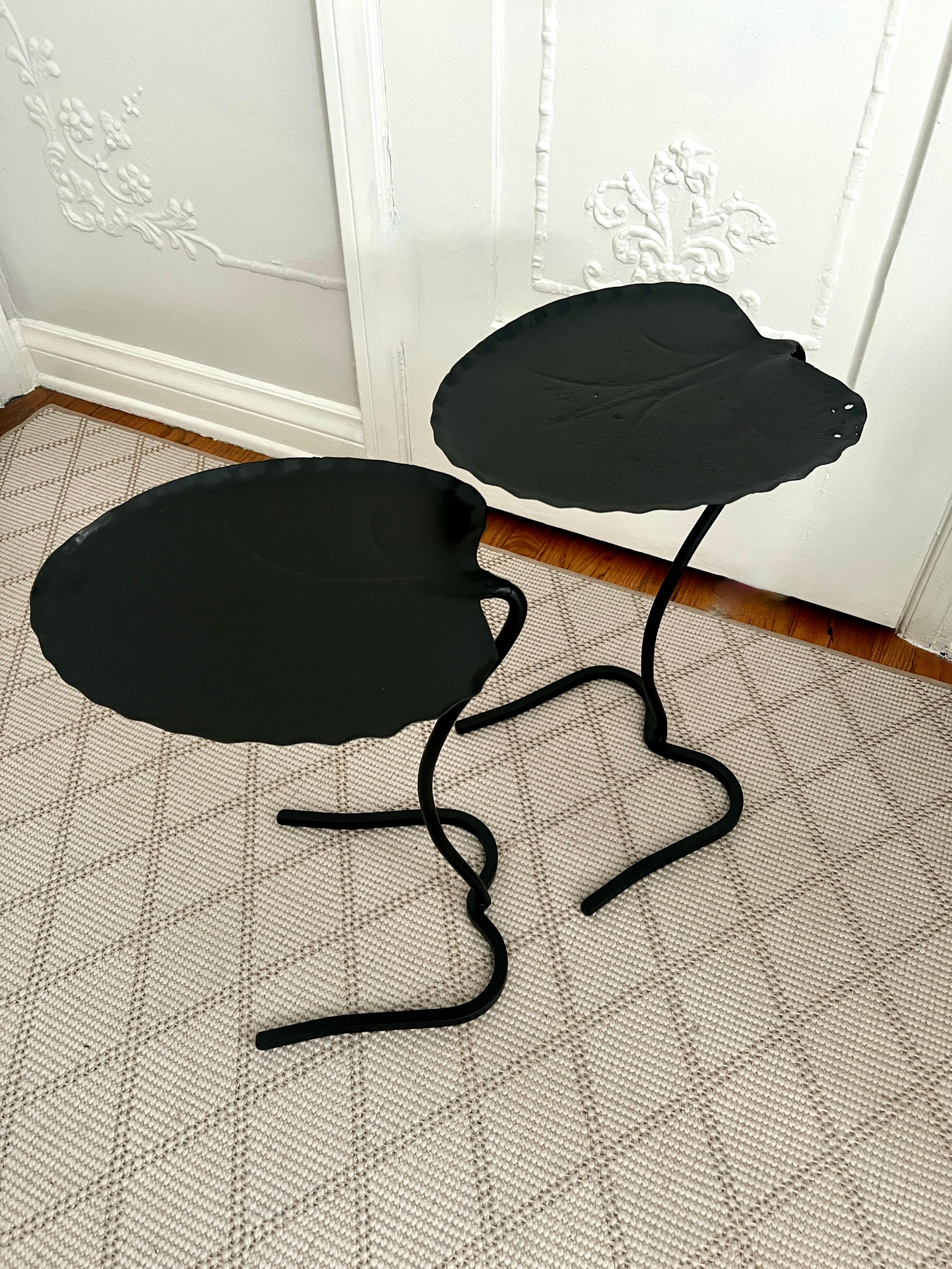 20th Century Pair of Salterini Lily Nesting table in Black Designed by Maurizio Tempestini
