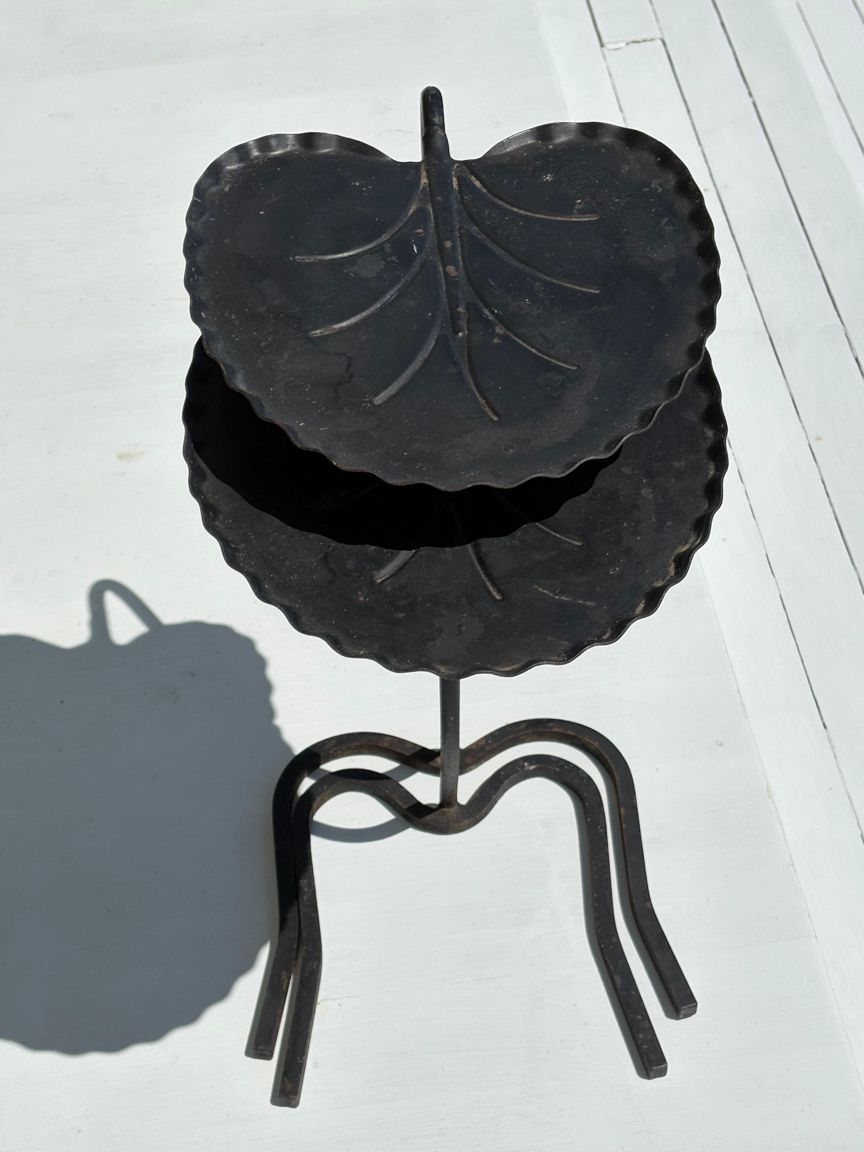 Pair of Salterini Lily Pad Nesting Side Tables designed by John Salterini 1960s 4