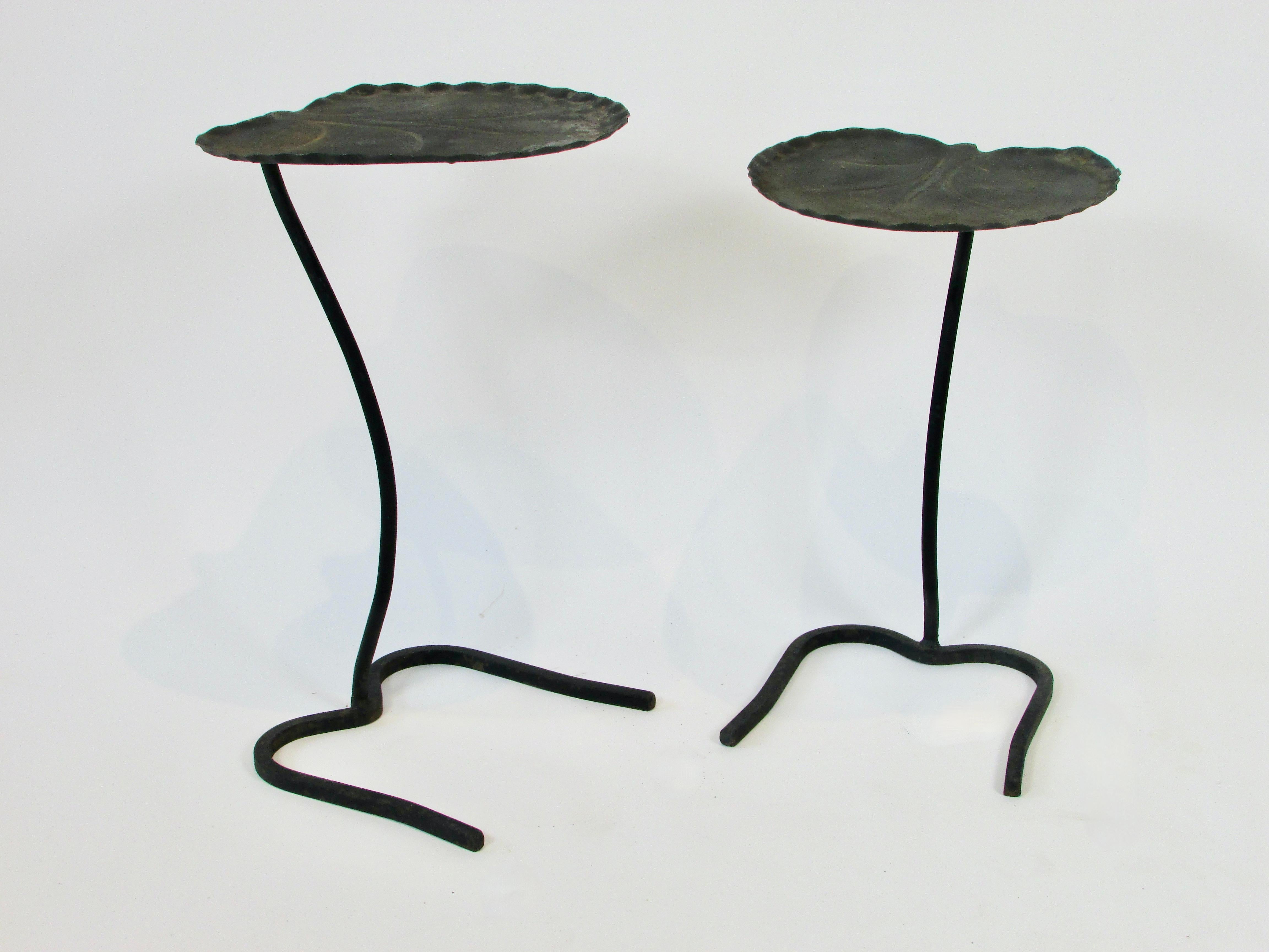 Pair of Salterini Lily pad petal nesting tables In Good Condition In Ferndale, MI