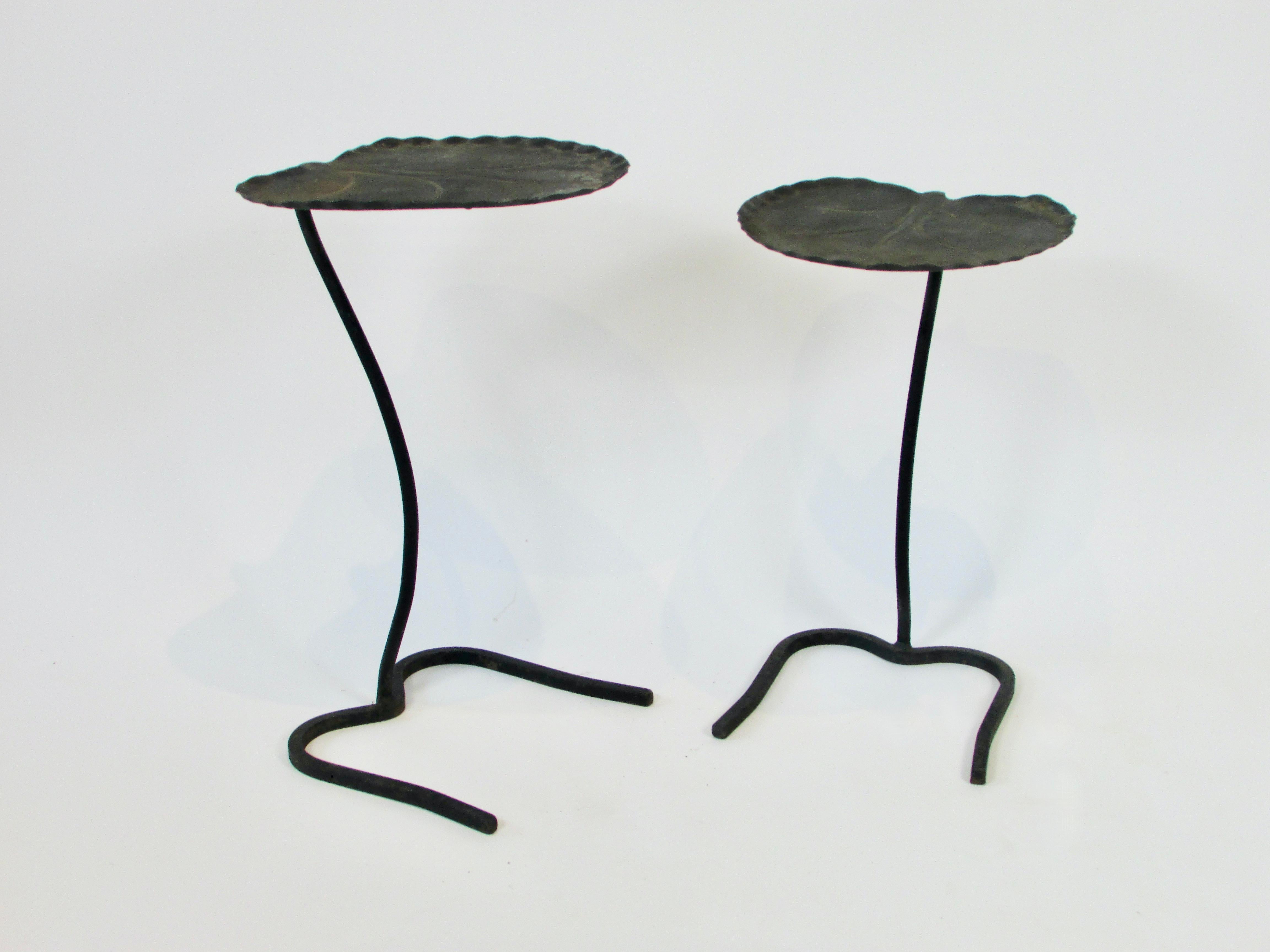 Pair of Salterini Lily pad petal nesting tables In Good Condition In Ferndale, MI