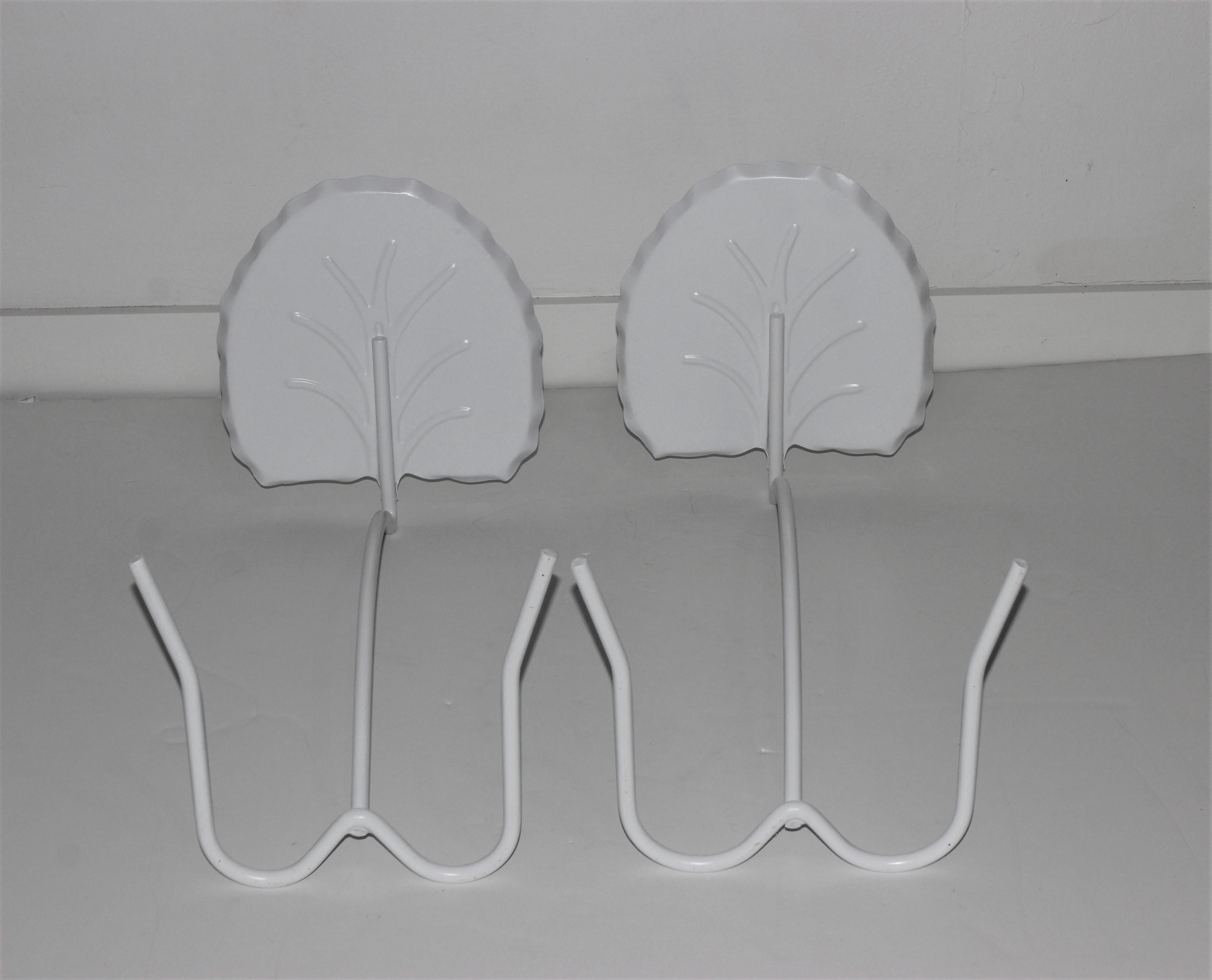 Two Piece Set of  Salterini Nesting Lily Pad Tables 3