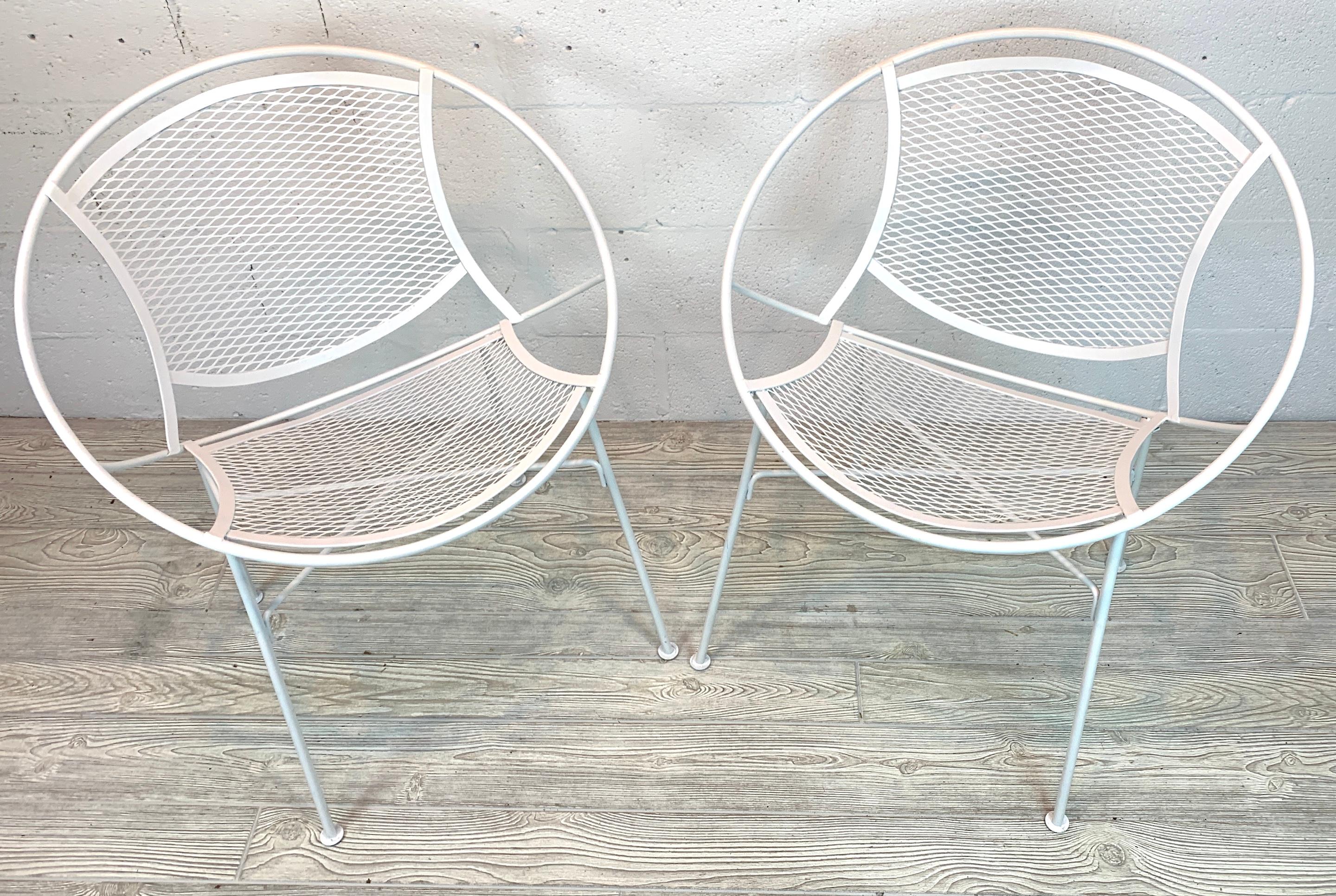 Pair of Salterini wrought iron radar chairs in white
A fine pair of the iconic model designed by Maurizio Tempestini, for Salterini.
Each chair measures 30-inches high x 25-inches wide x 19-inches deep with a seat height of 16-inches.


 