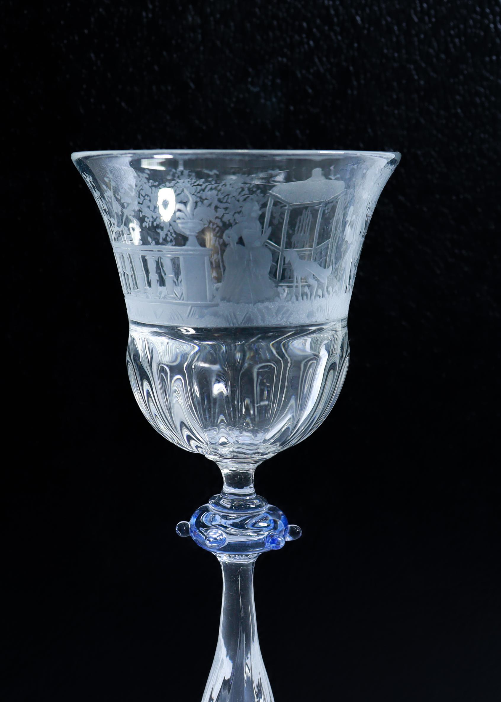 Paar Salviati gravierte venezianische / Murano Glas Weinpokale oder Stiele im Angebot 5
