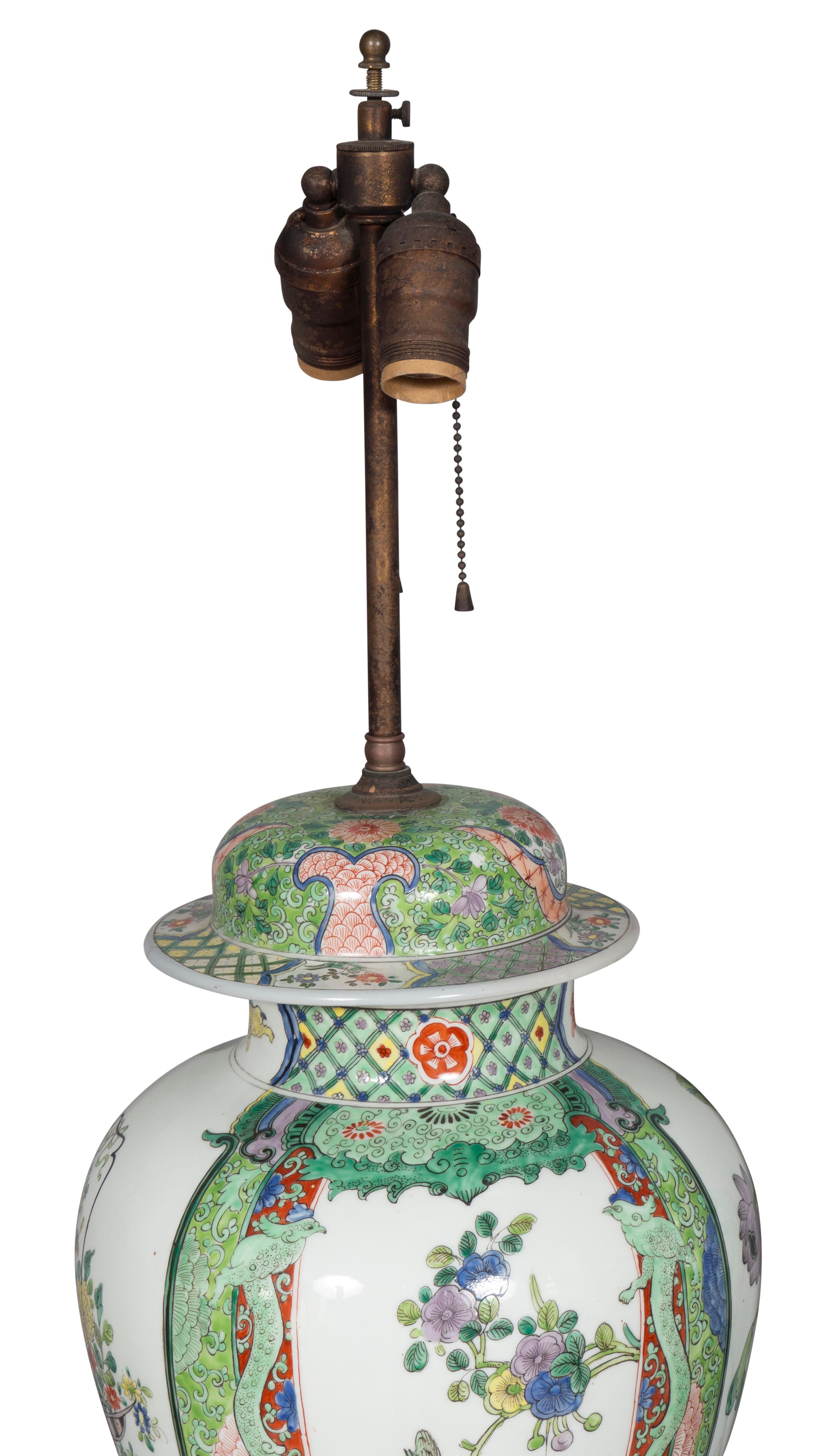 French Pair of Samson Porcelain Ginger Jar Table Lamps in the Chinese Export Style For Sale
