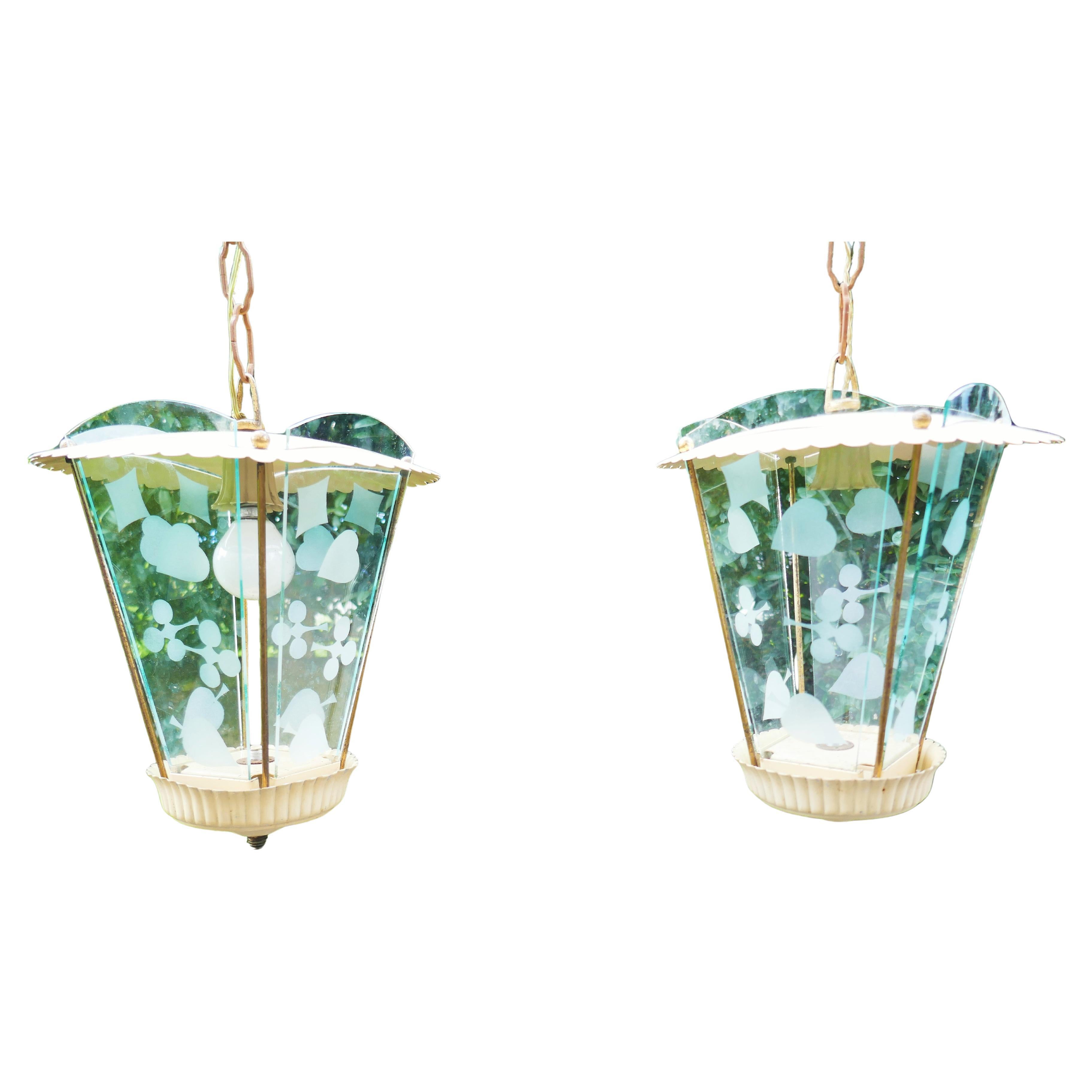 Mid-20th Century Pair of sandblasted glass lanterns with playing card suits Lanterns Pendant in vendita