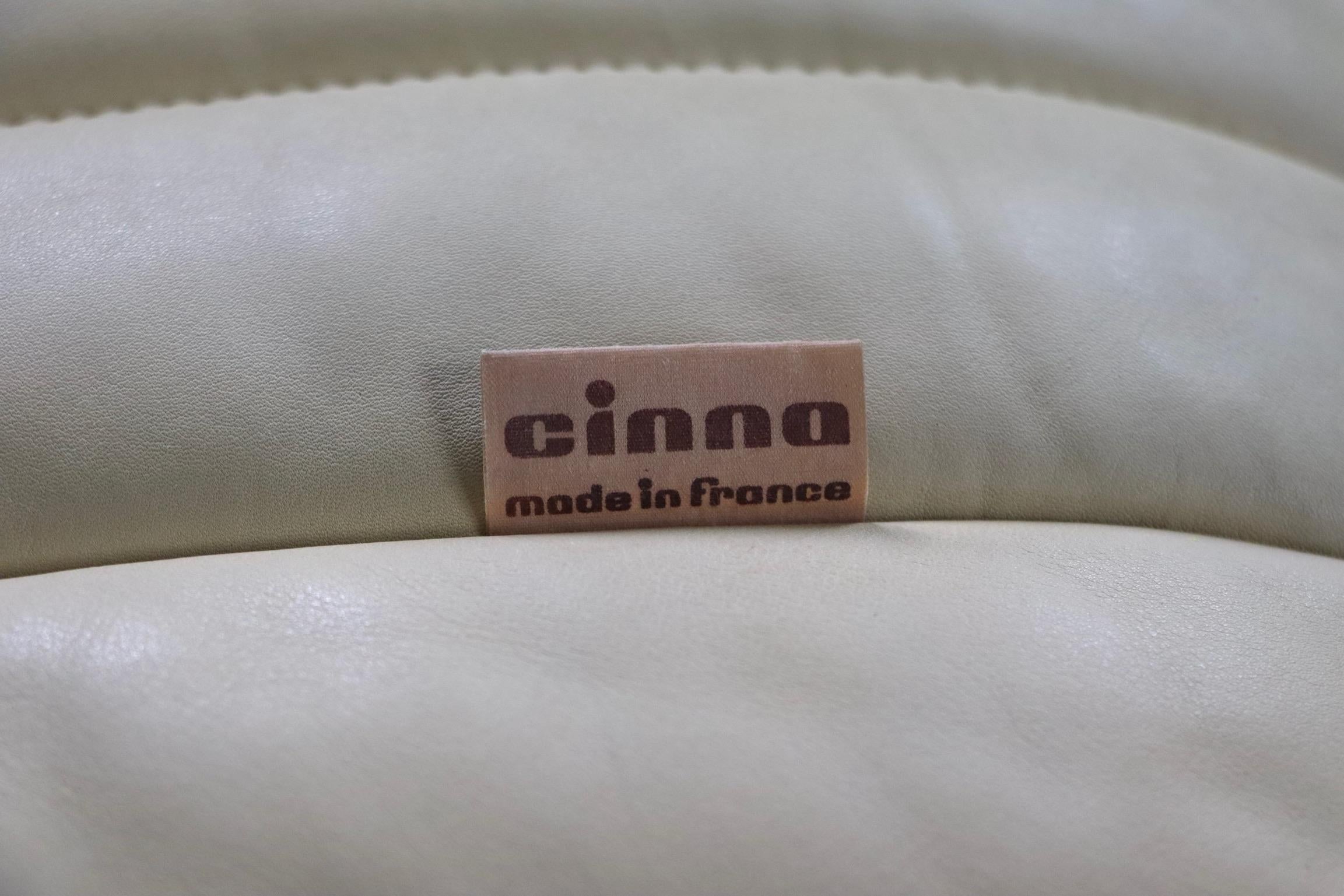 Pair of Sandra lounge chairs in cream leather by Anne Hieronimus for Cinna, 1970 9