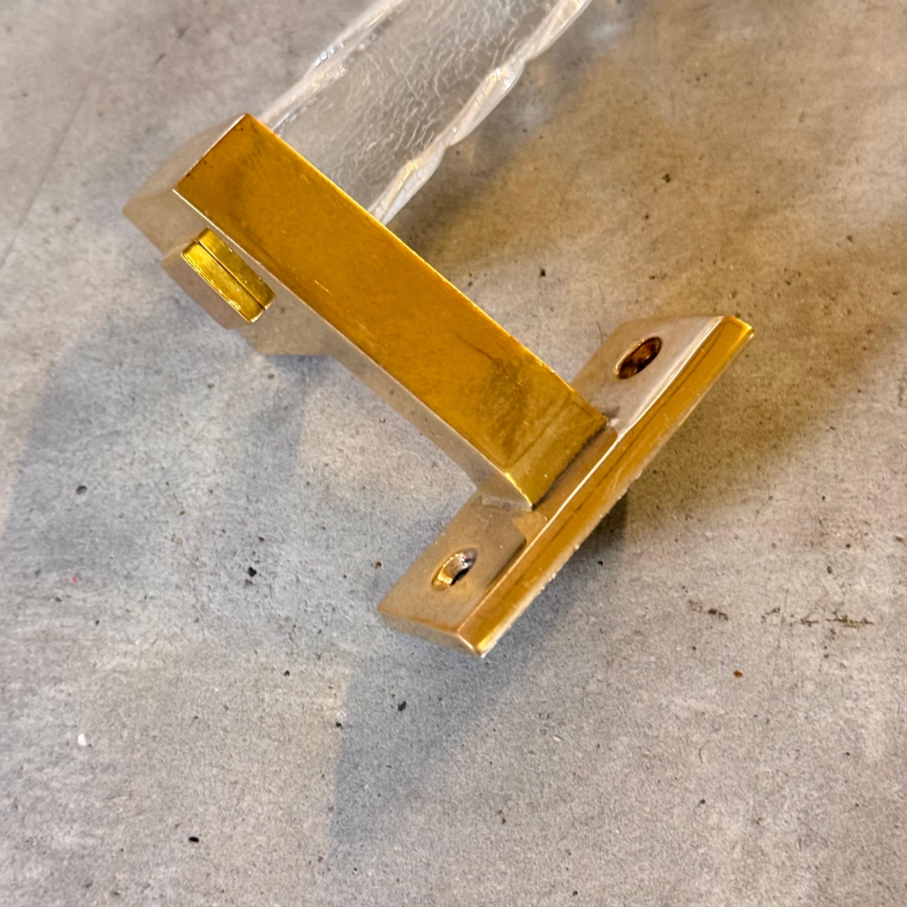 Coppia di maniglie in ottone e plexiglass di Sandro Petti per Maison Jansen, anni '60 in vendita 12