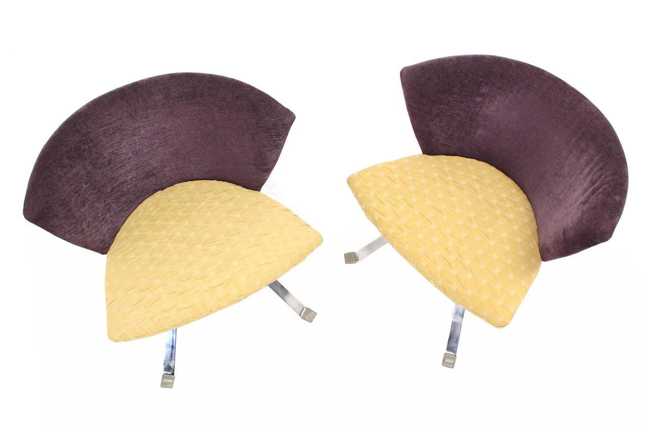 Mid-Century Modern Paire de chaises longues italiennes Saporiti mi-siècle moderne à dossier éventail de deux tons MINT en vente