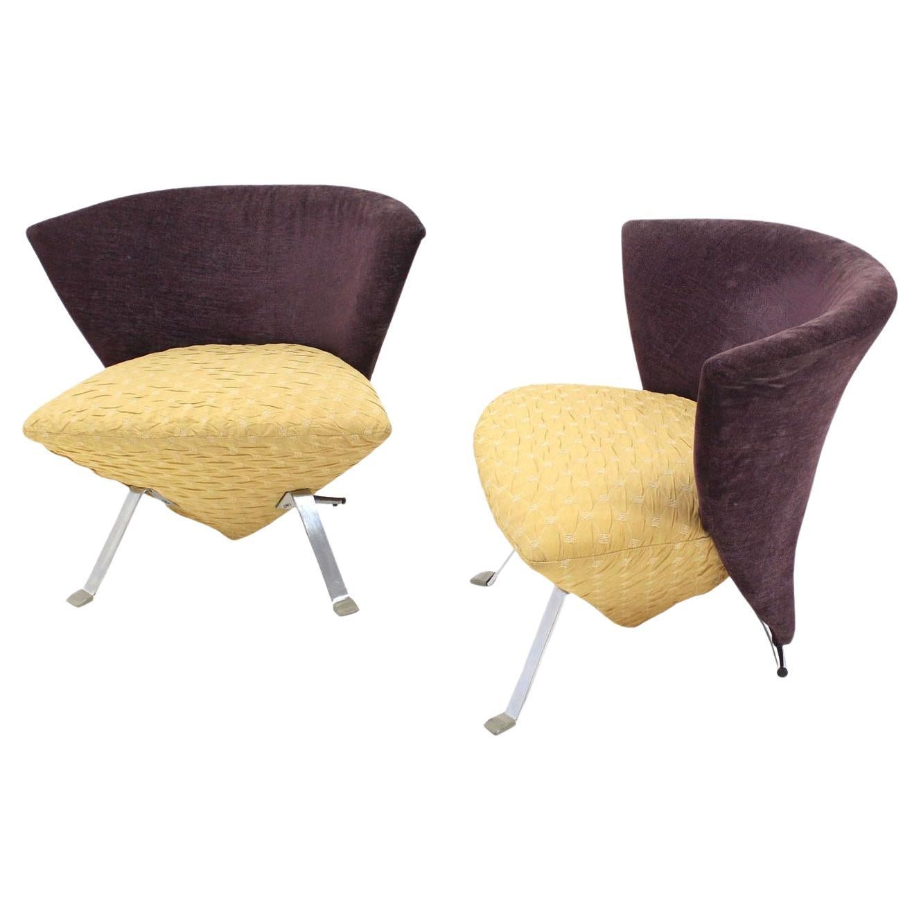 Pair of Saporiti Italian Mid Century Modern Fan Back Two Tone Lounge Chairs MINT For Sale