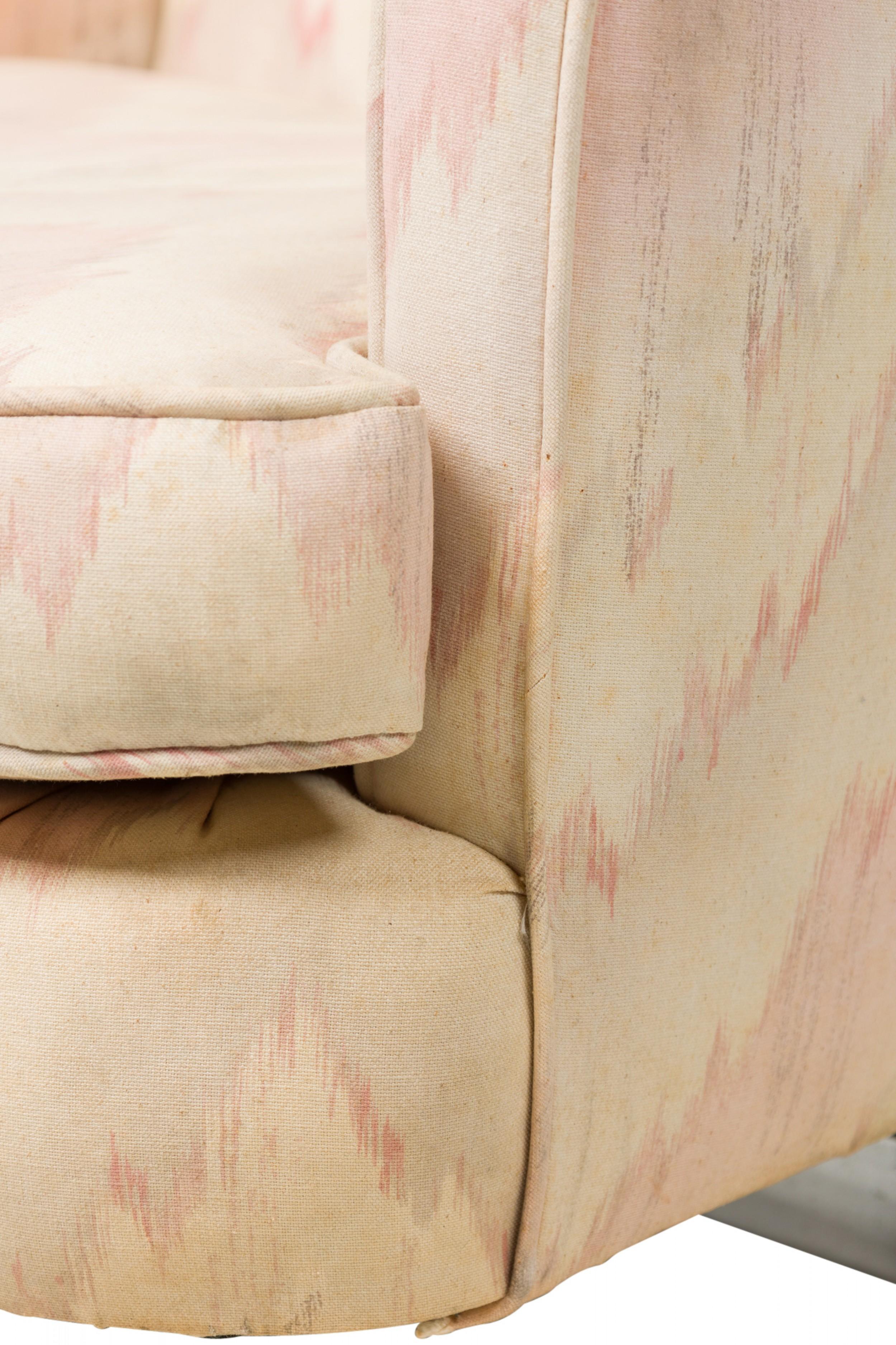 Paar italienische Saporiti-Sessel aus silbernem, poliertem Metall mit beigefarbener Polsterung im Angebot 7