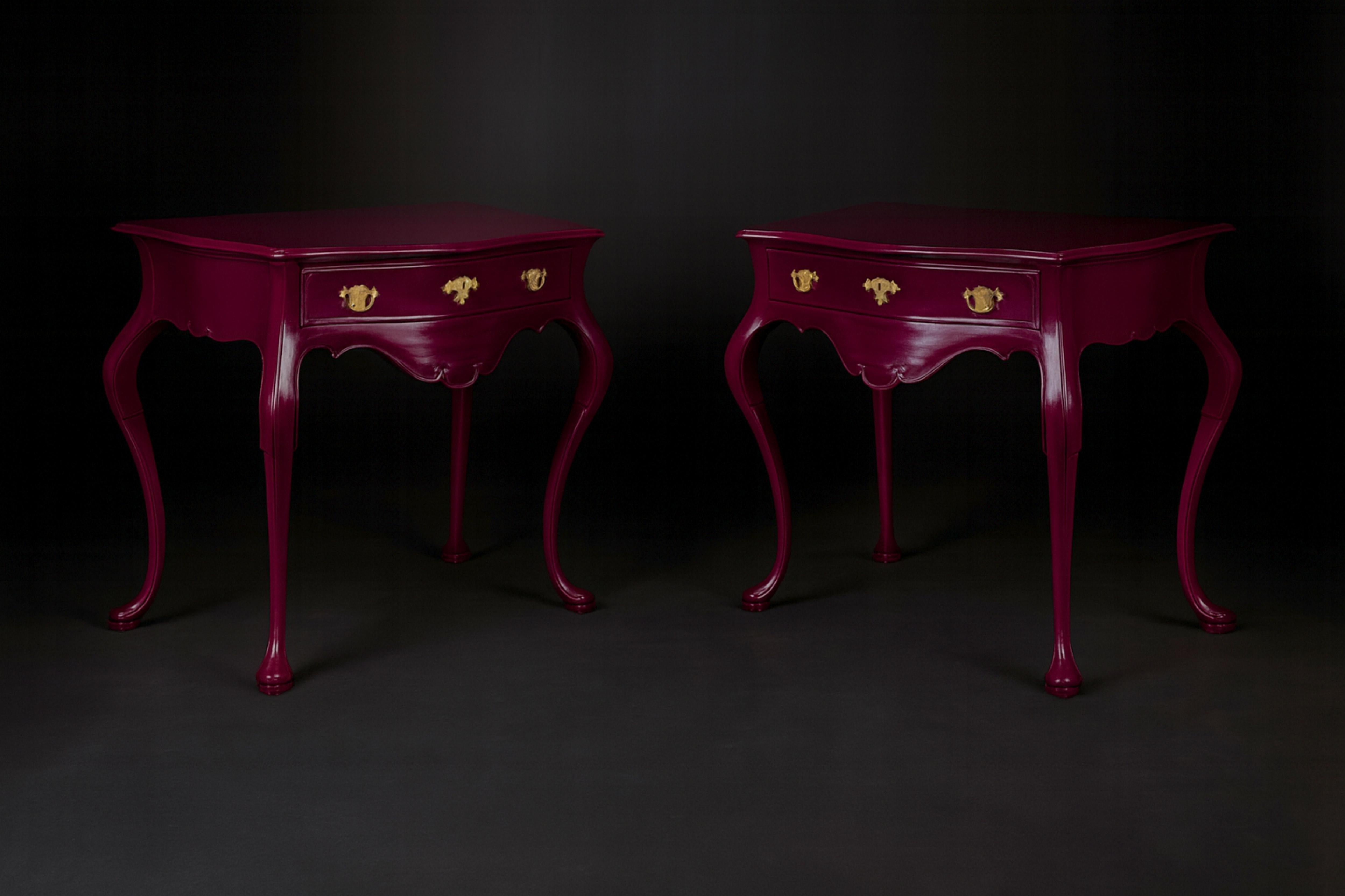 Portugais Pair of Sapphire Blue Baroque Styled Commode, 19th Century en vente