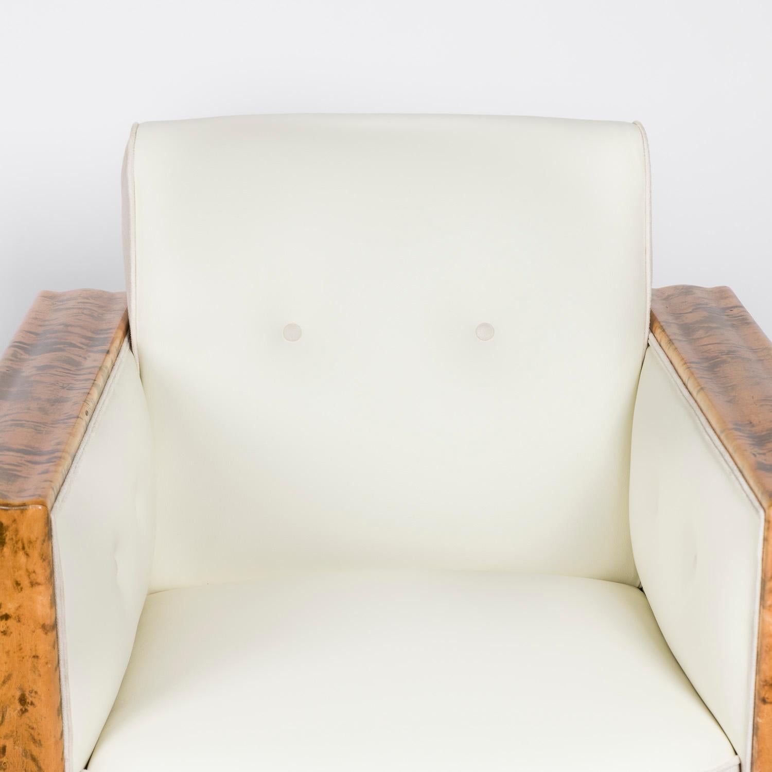 Paire de fauteuils Art Déco en bouleau satiné Bon état - En vente à London, GB