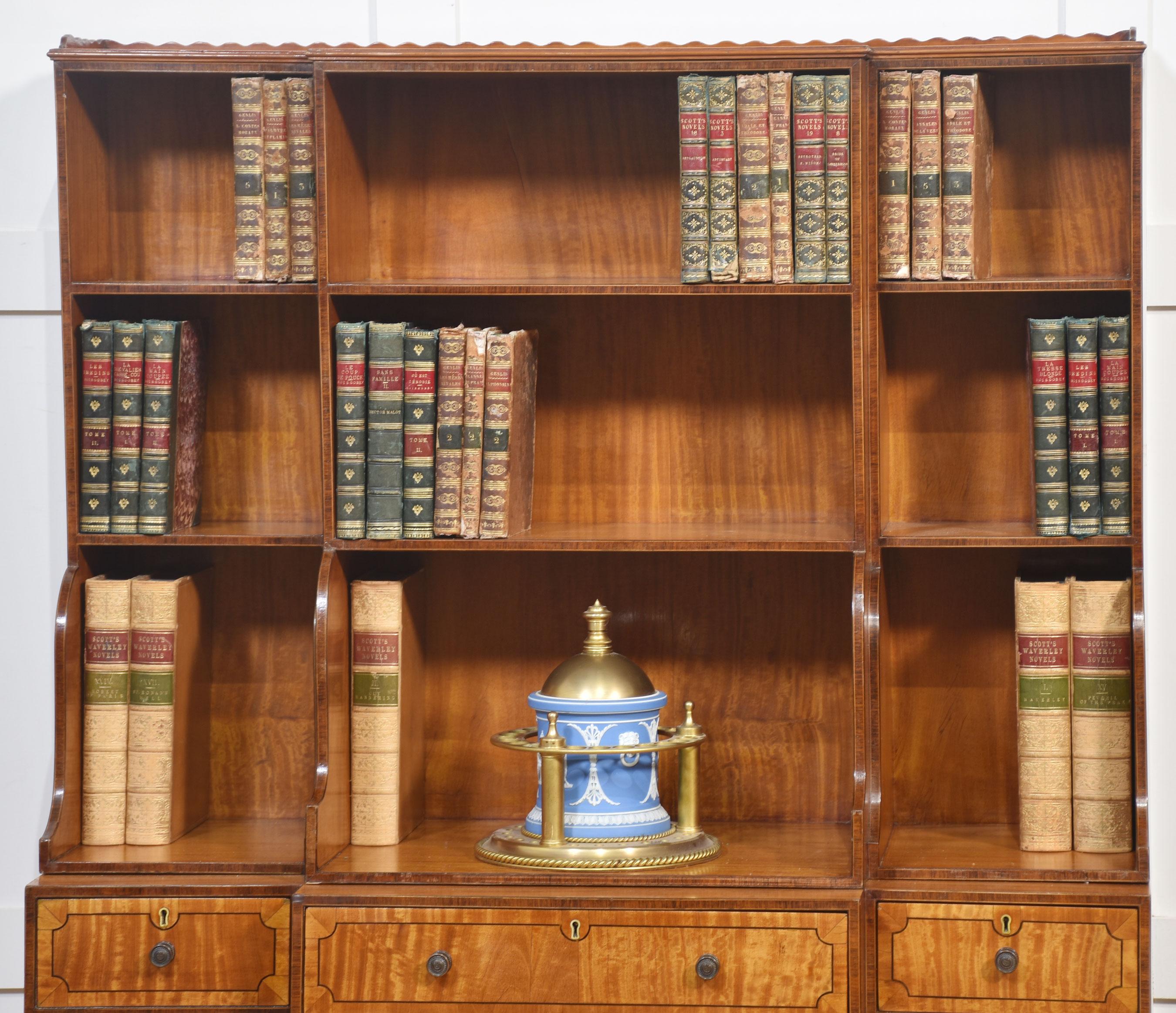 Pair of satinwood crossbanded open breakfront waterfall bookcases For Sale 12