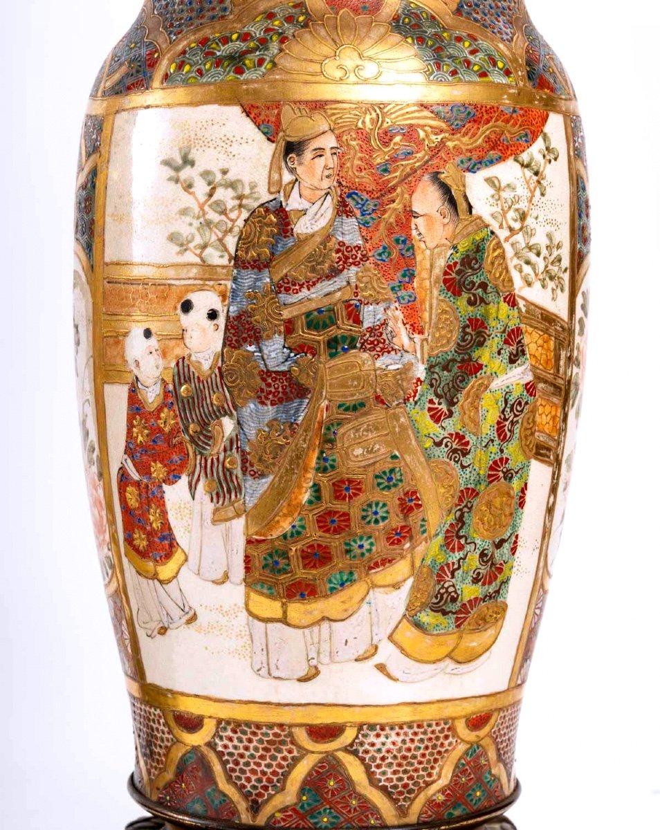 Paire de vases en céramique Satsuma montés sur bronze français, période : Meiji, 19e en vente 1