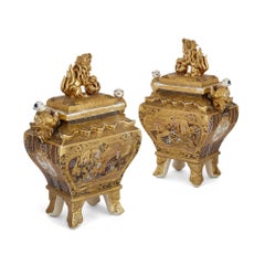 Coppia di vasi in terracotta di Satsuma del periodo Meiji