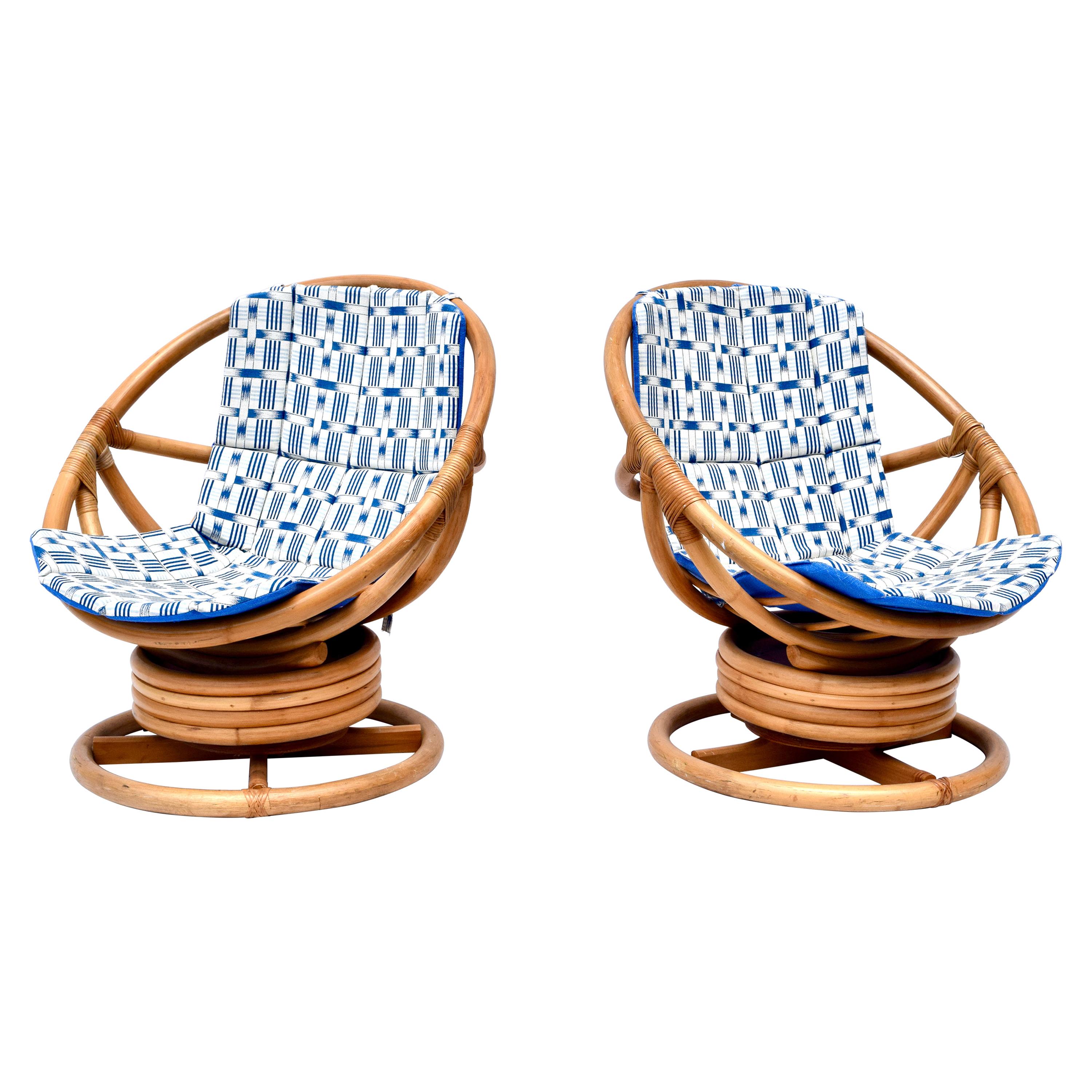 Pair of Saucer Form Swivel Lounge Bamboo Rattan Chairs, circa 1970s