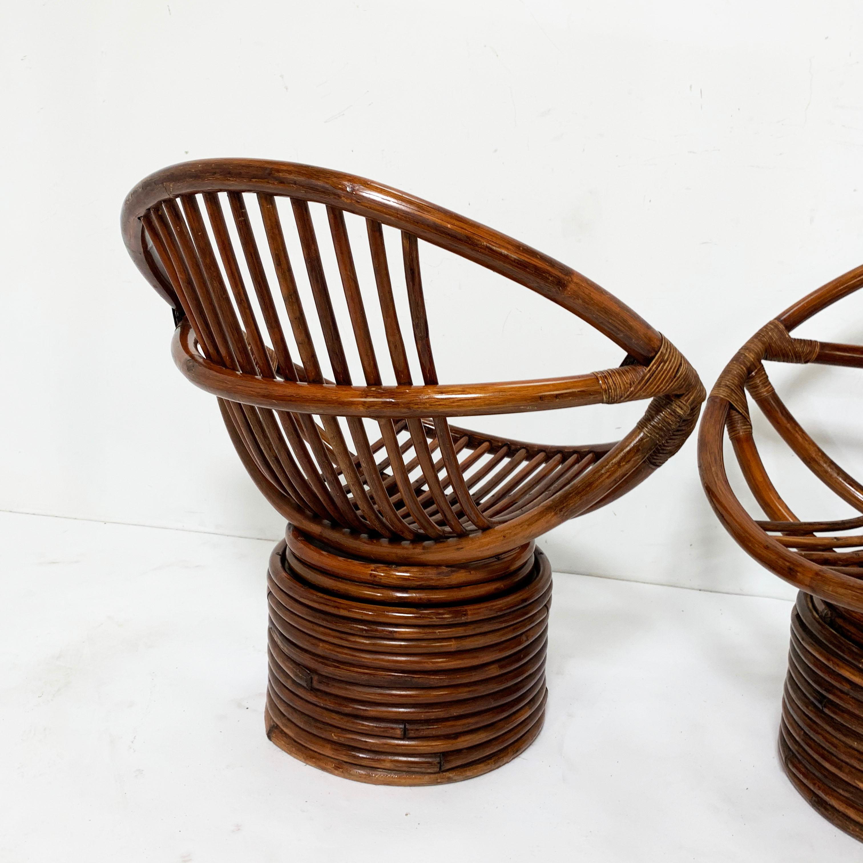 Mid-20th Century Pair of Saucer Form Swivel Lounge Rattan Chairs, circa 1960s
