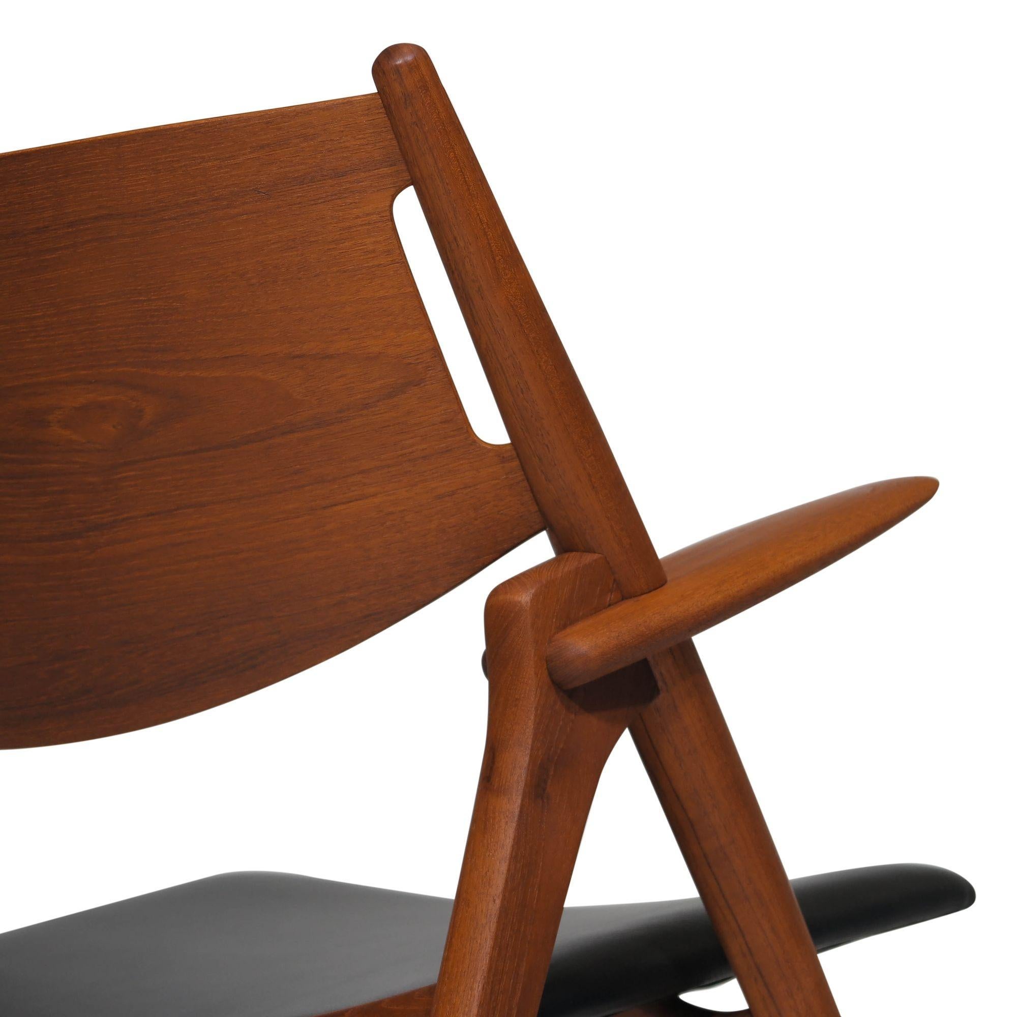 Leather Pair of Sawbuck Chairs, CH28, by Hans Wegner, 1951