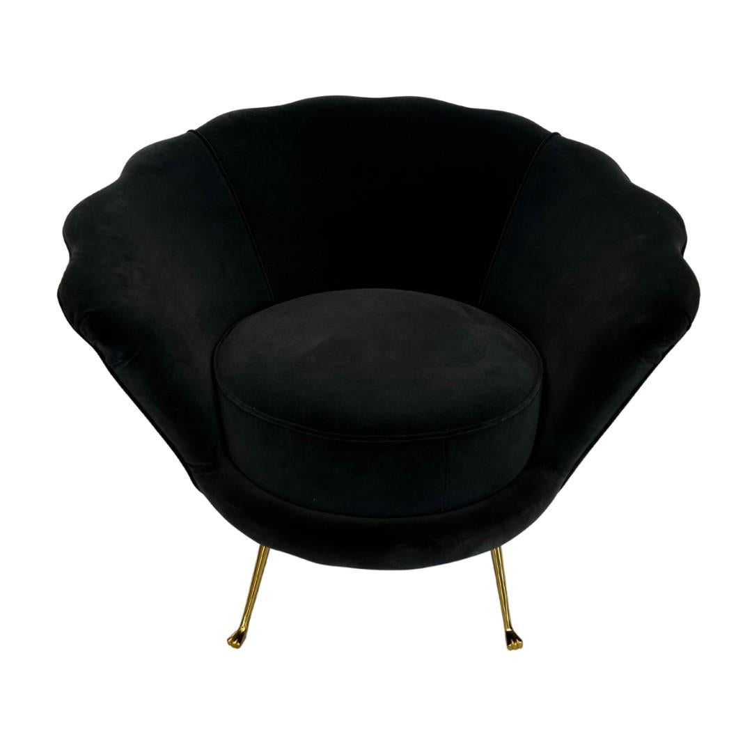 Pair of Scalloped Velvet and Brass Lounge Chairs In Good Condition For Sale In Los Angeles, CA