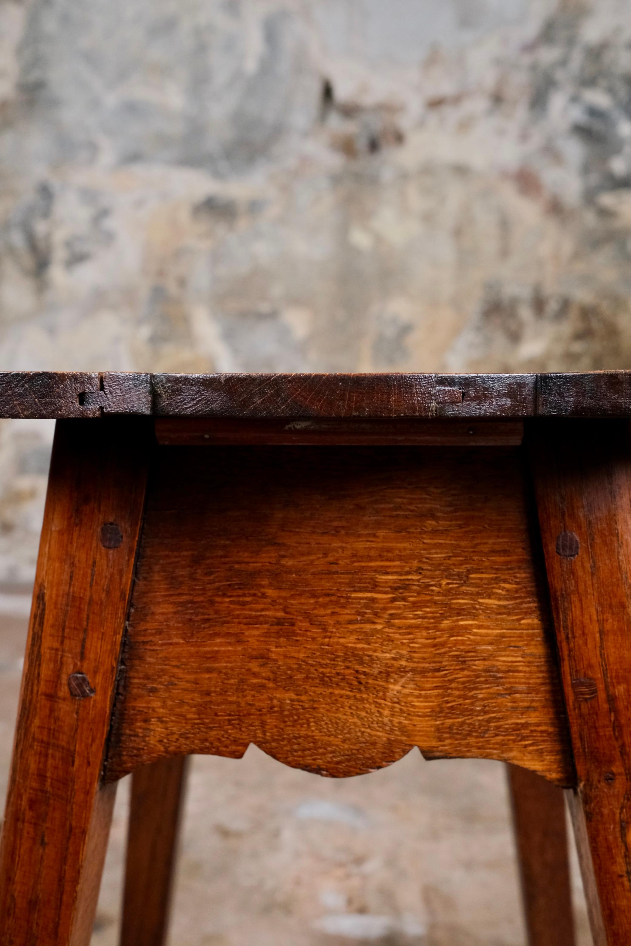 Pareja de taburetes festoneados de madera, Art Decó, Francia, principios del siglo XX en venta 11