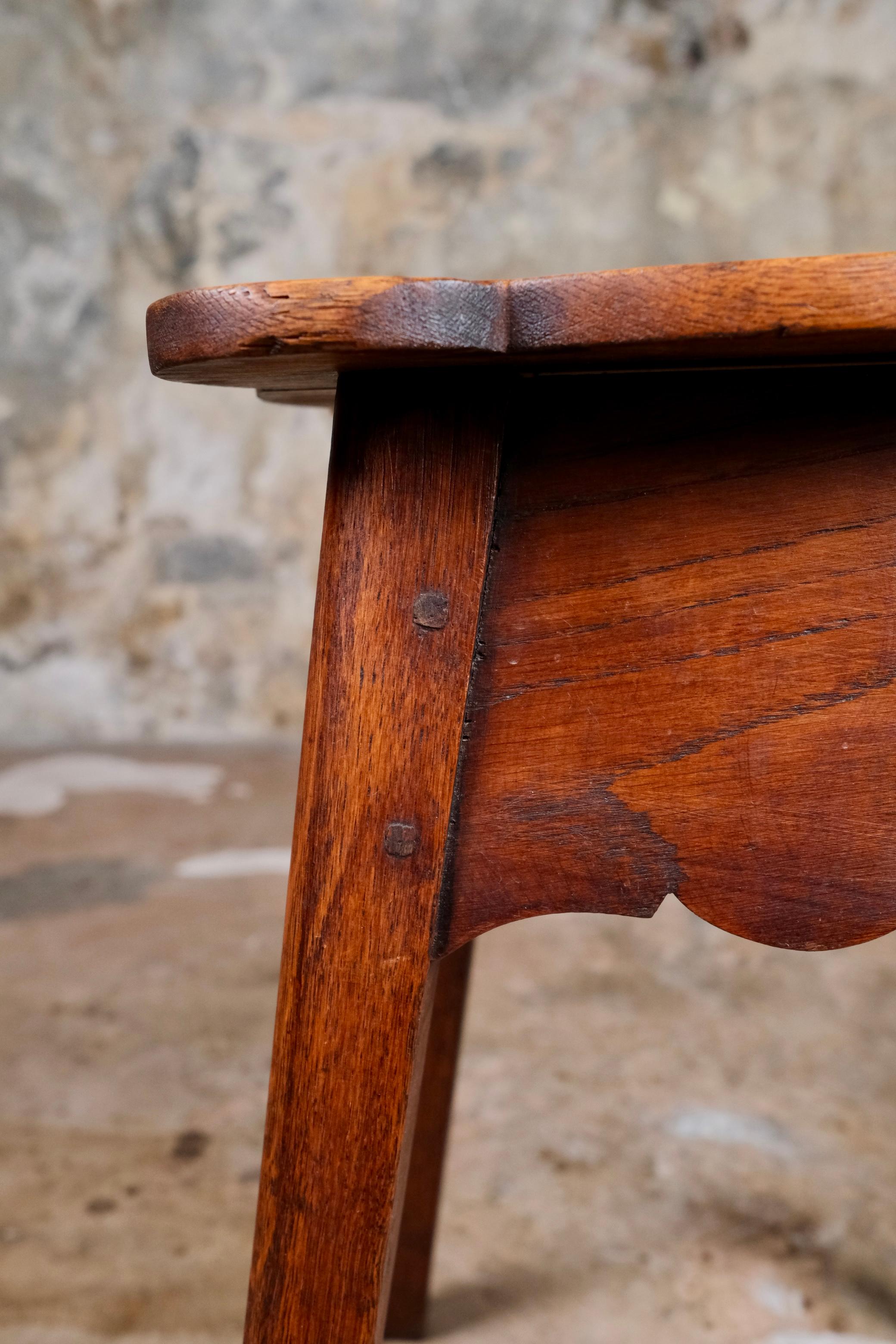 Pareja de taburetes festoneados de madera, Art Decó, Francia, principios del siglo XX en venta 2