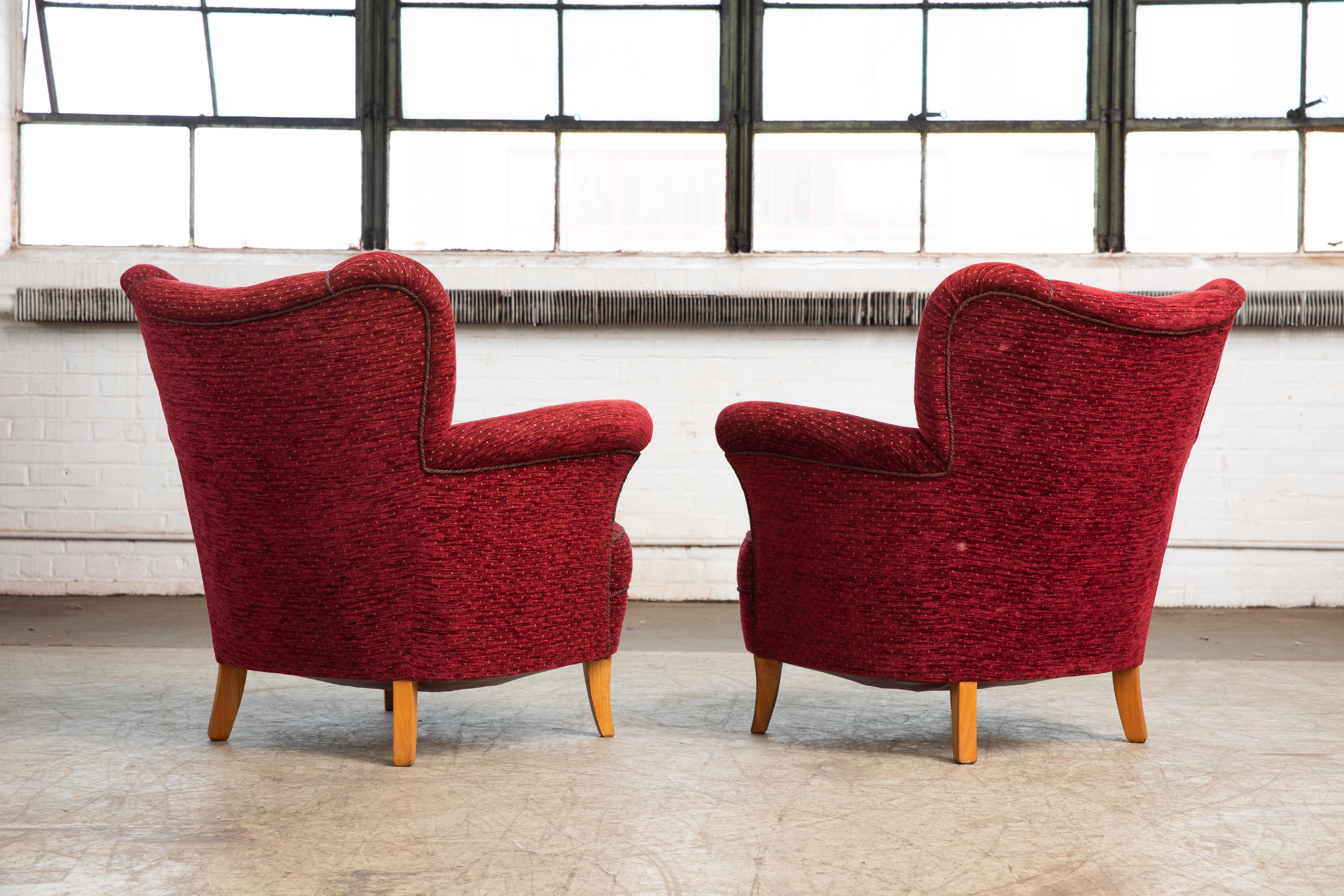 Mohair Pair of Scandinavian 1940s Easy Lounge Chairs in the Style of Carl-Johan Boman